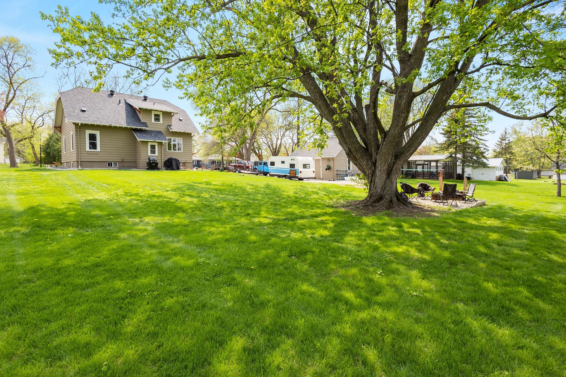 1329 3rd Street, Brookings, SD 57006