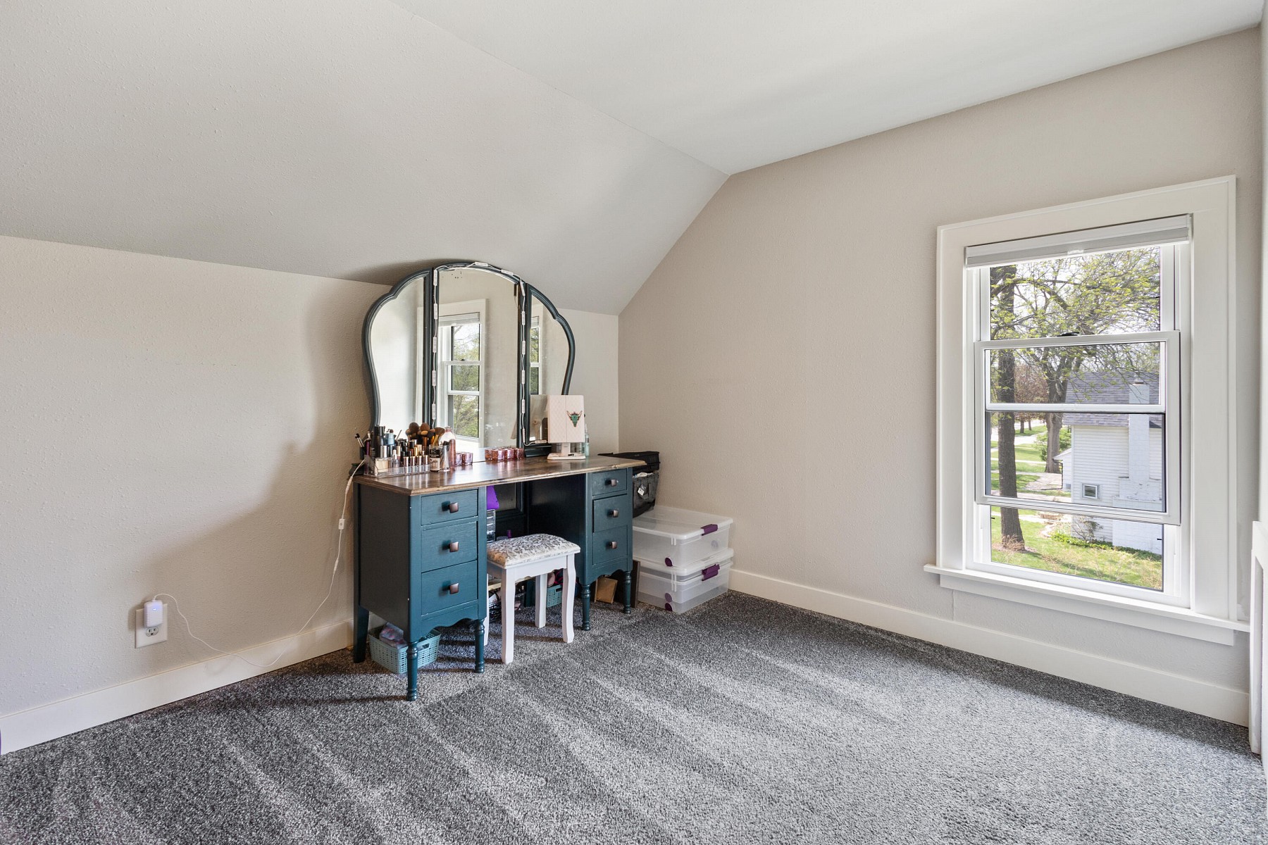 1329 3rd Street, Brookings, SD 57006