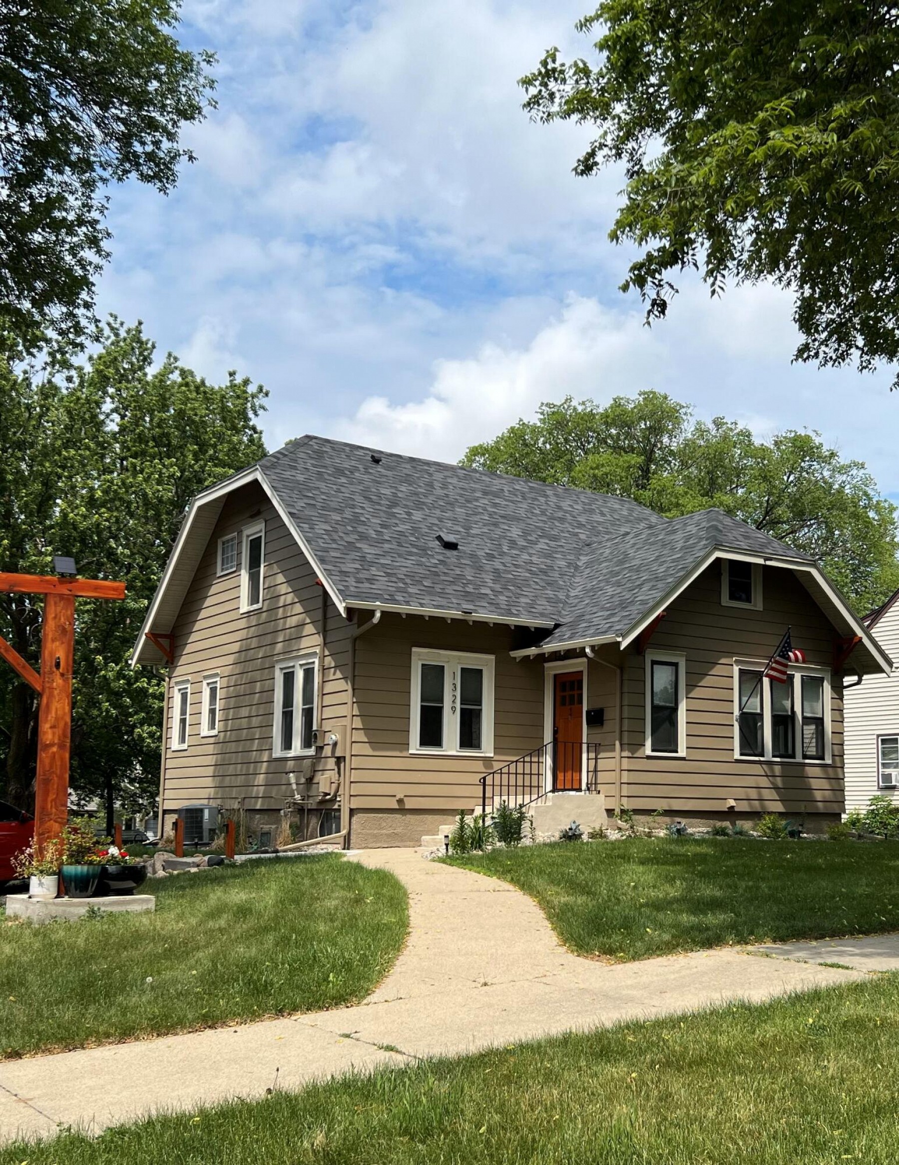 1329 3rd Street, Brookings, SD 57006