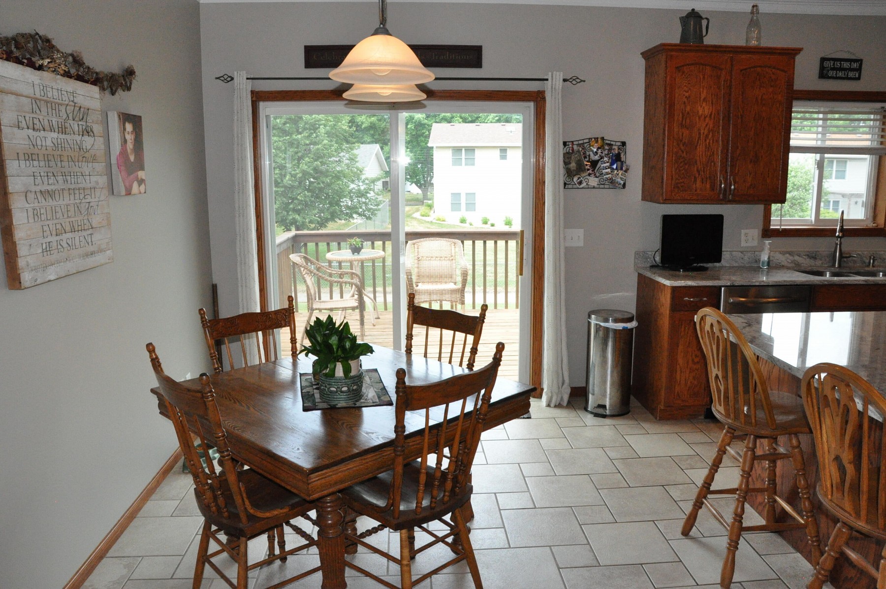 1304 Yorktown Circle, Brookings, SD 57006