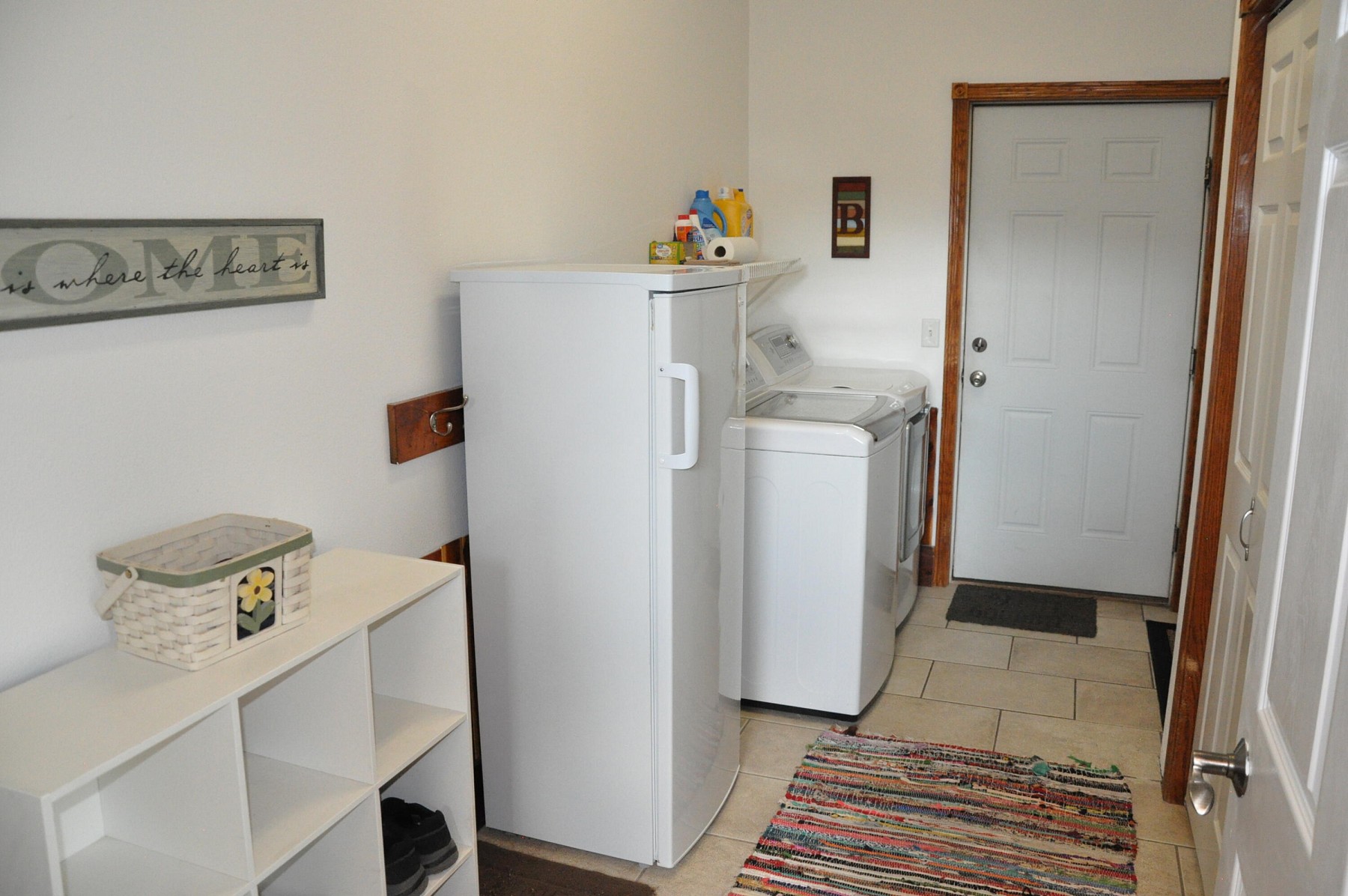 1304 Yorktown Circle, Brookings, SD 57006