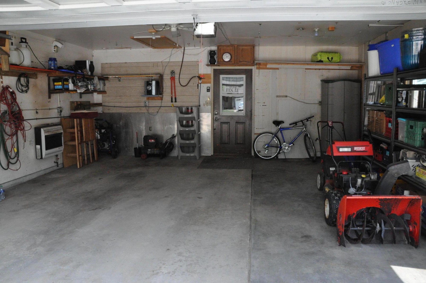 2031 Derdall Drive, Brookings, SD 57006