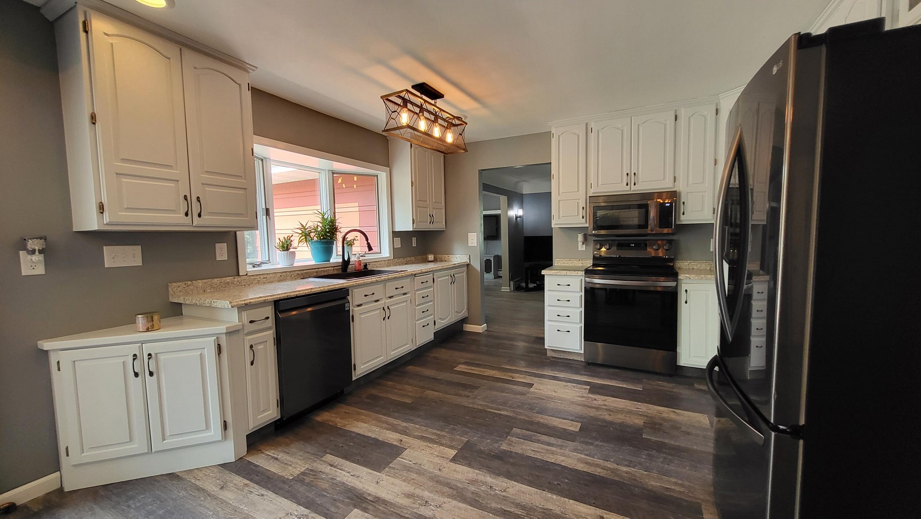 1044 Circle Drive, Brookings, SD 57006