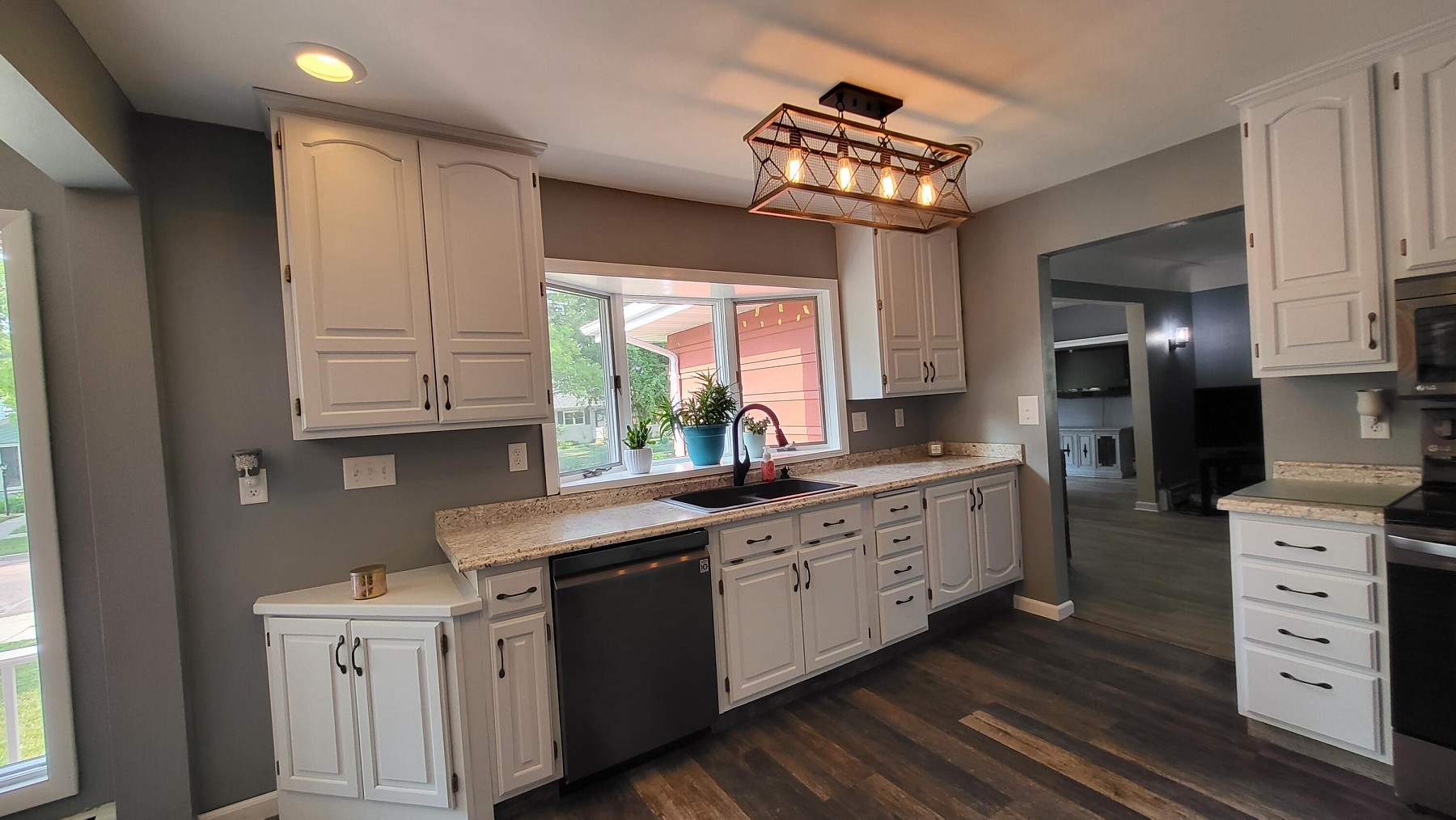 1044 Circle Drive, Brookings, SD 57006