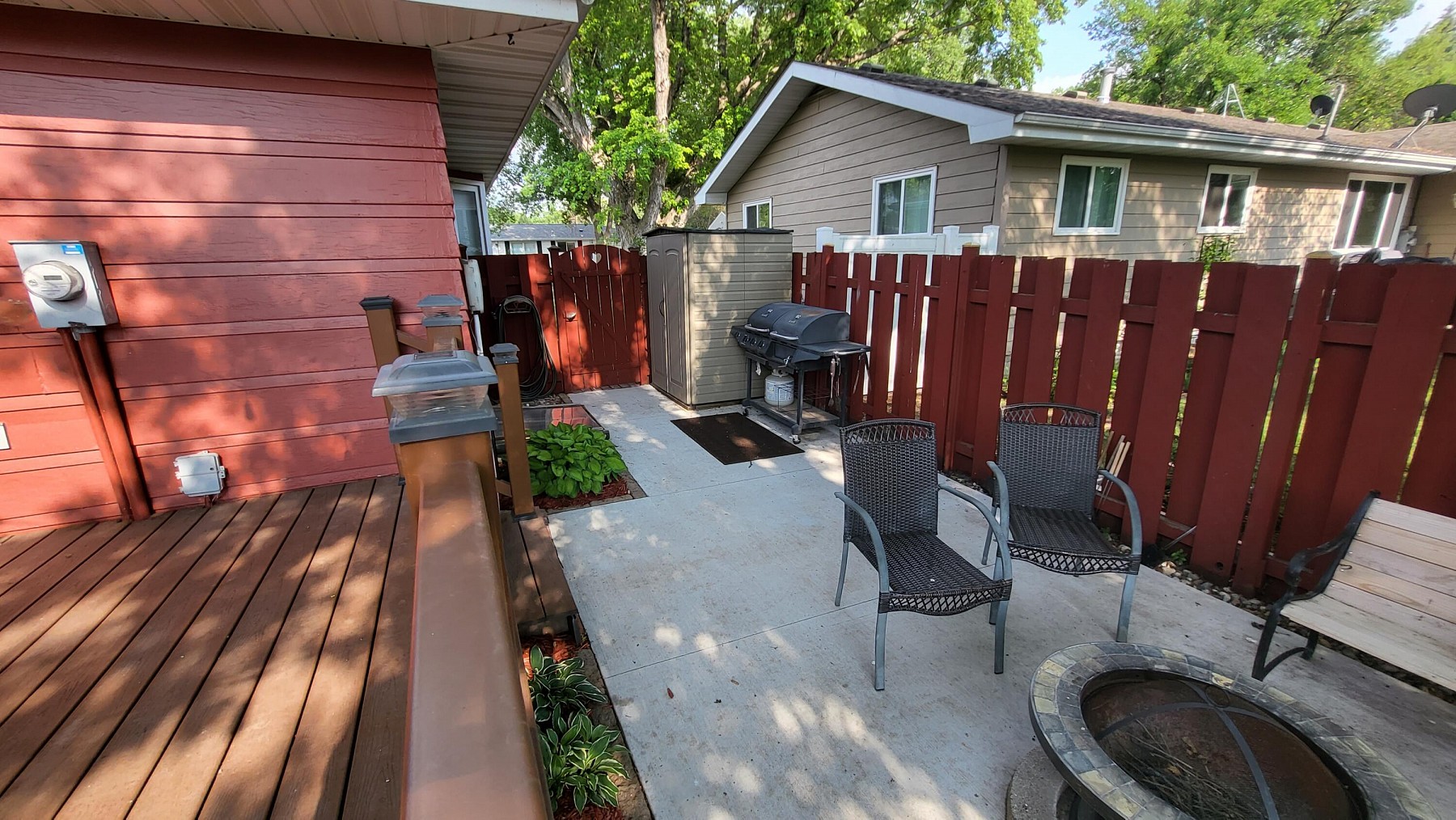 1044 Circle Drive, Brookings, SD 57006