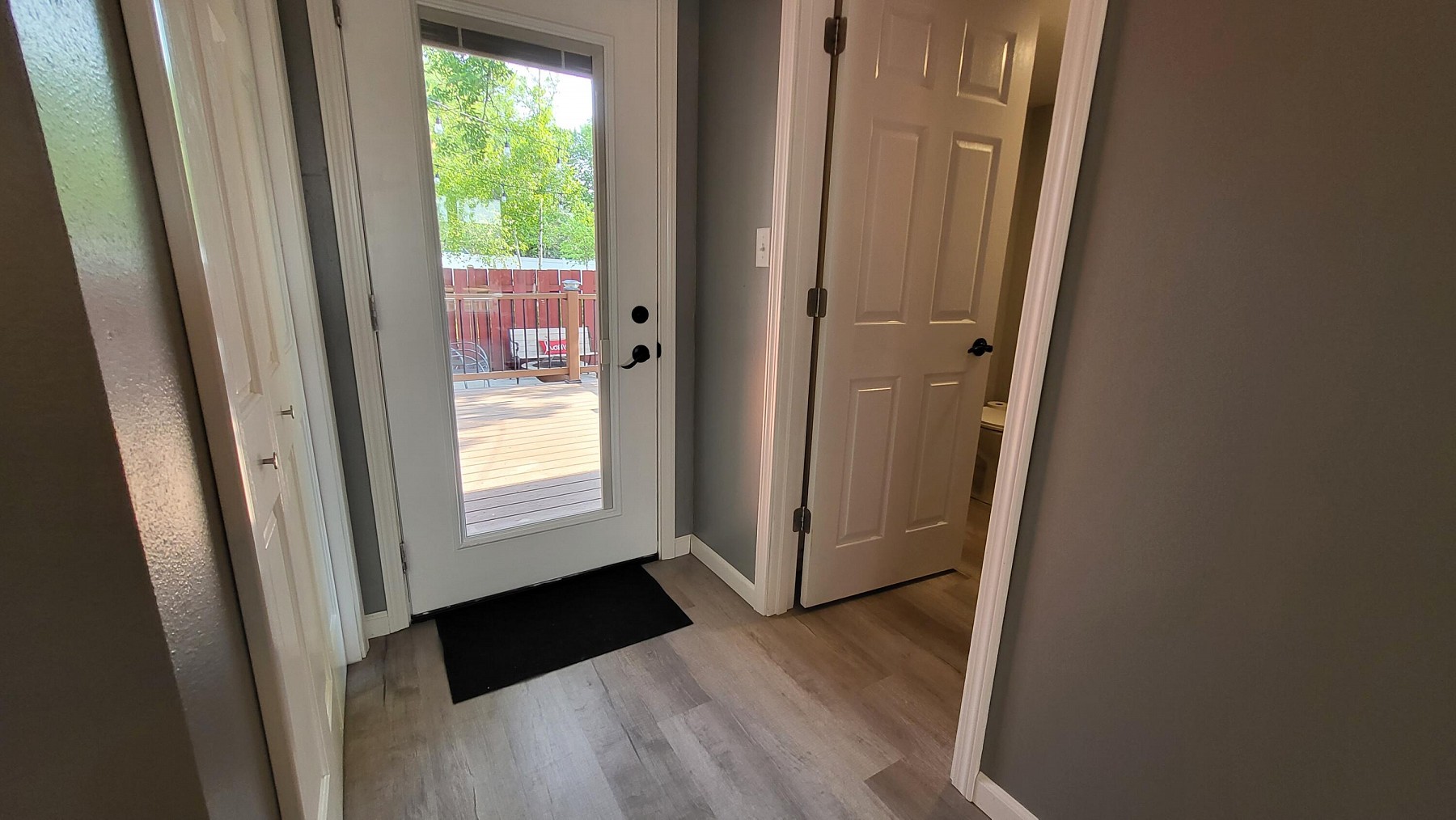 1044 Circle Drive, Brookings, SD 57006