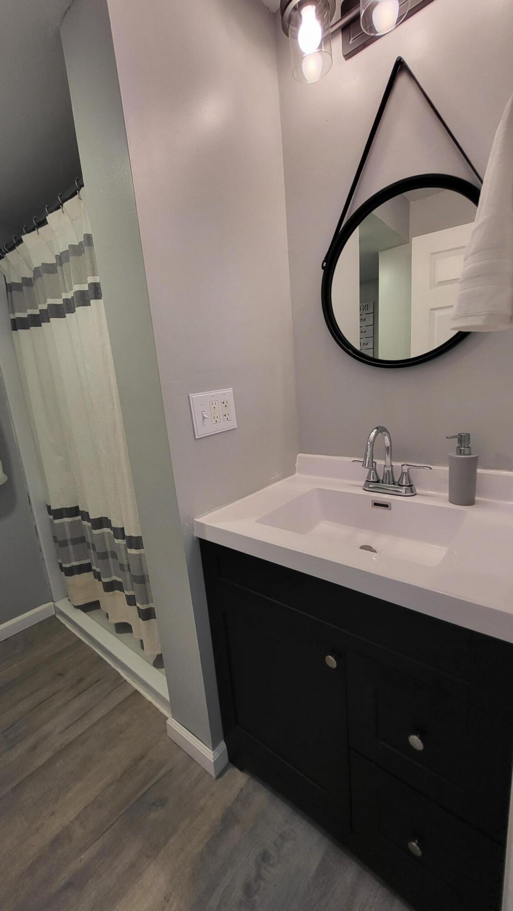 1044 Circle Drive, Brookings, SD 57006