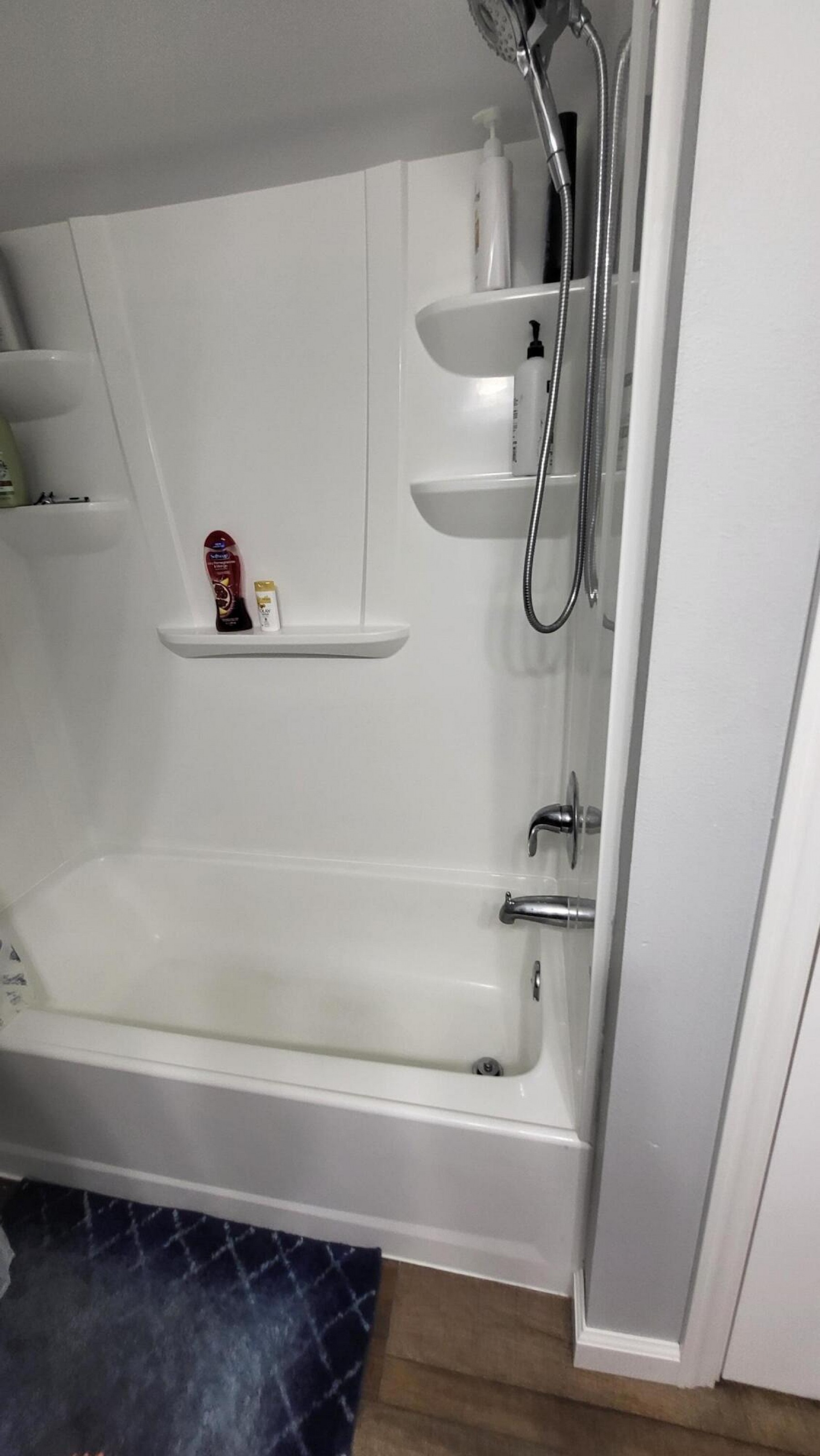 1044 Circle Drive, Brookings, SD 57006