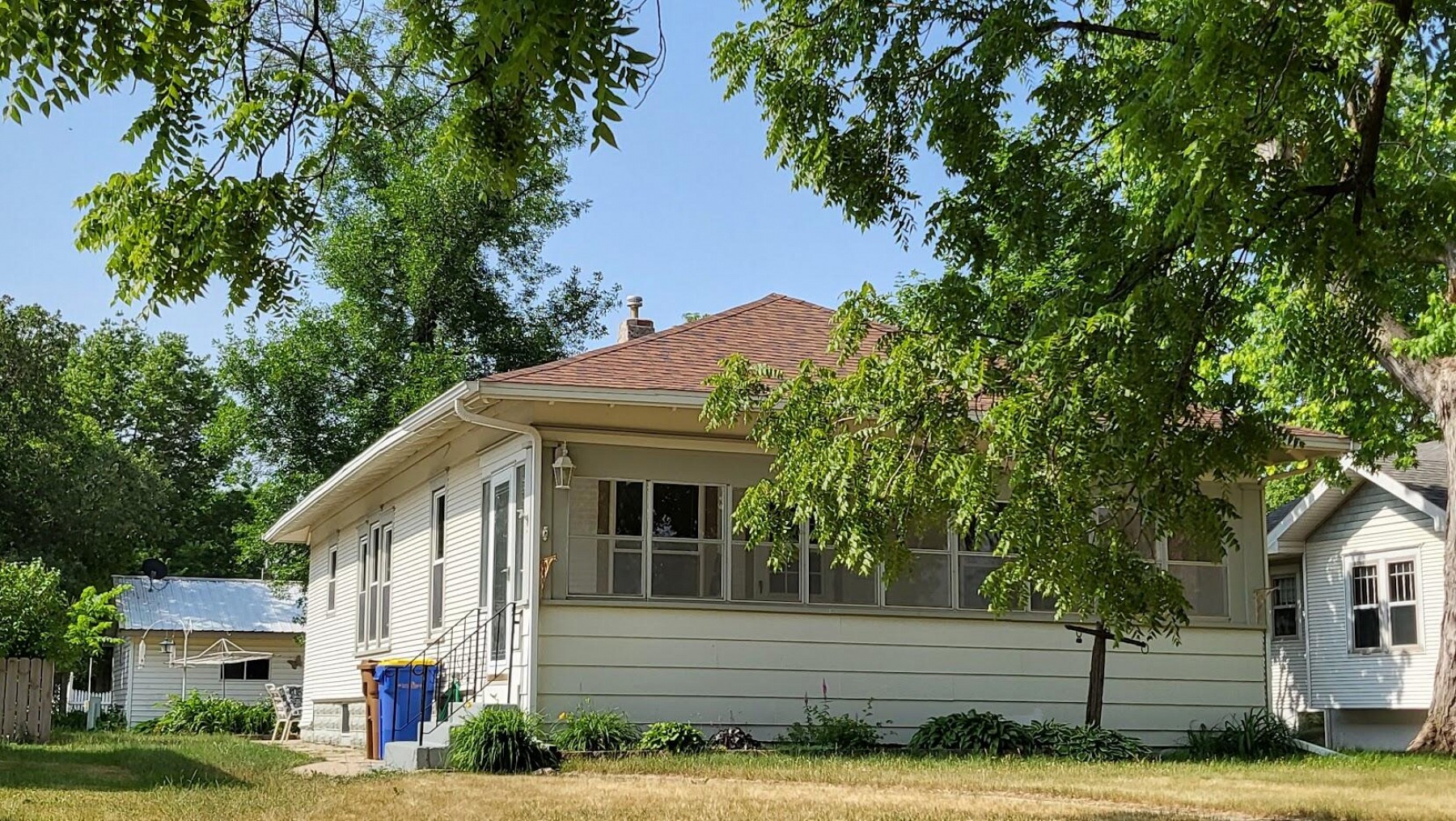 116 5th Street, Brookings, SD 57006