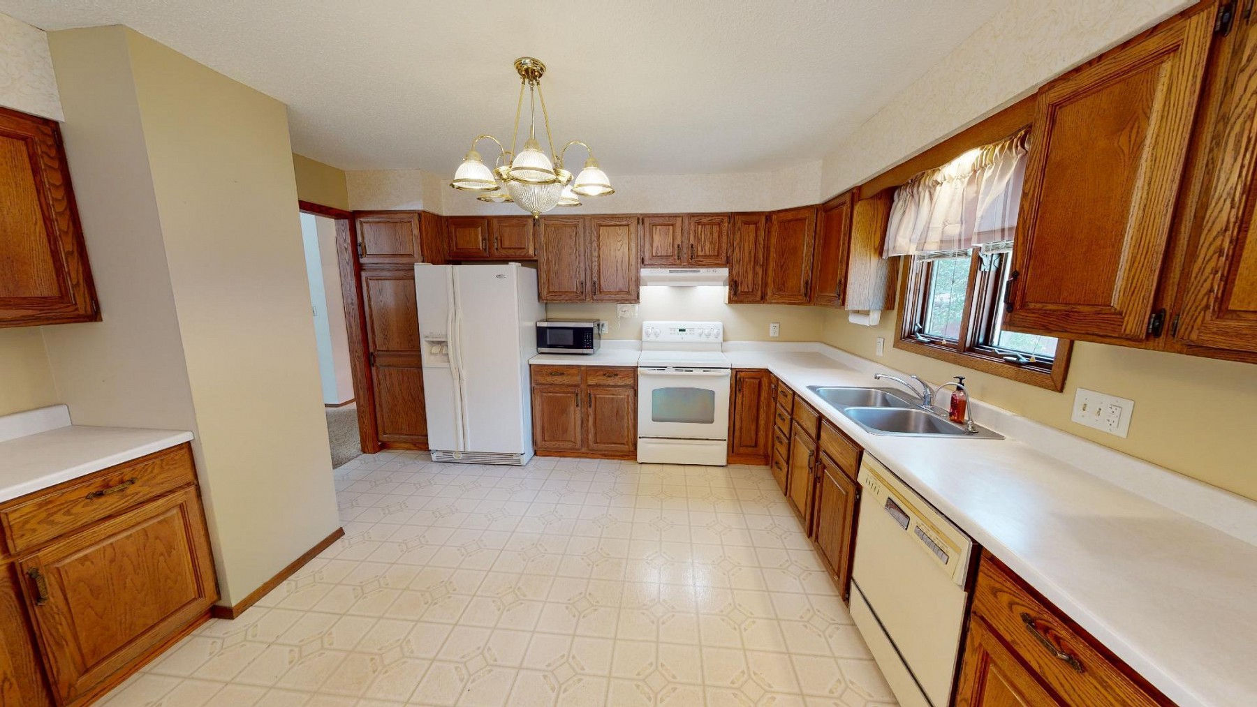 1617 Mockingbird Lane, Brookings, SD 57006