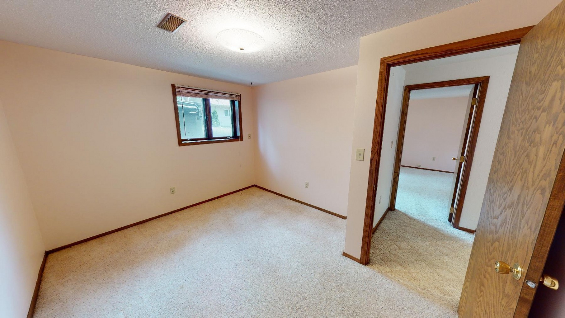 1617 Mockingbird Lane, Brookings, SD 57006