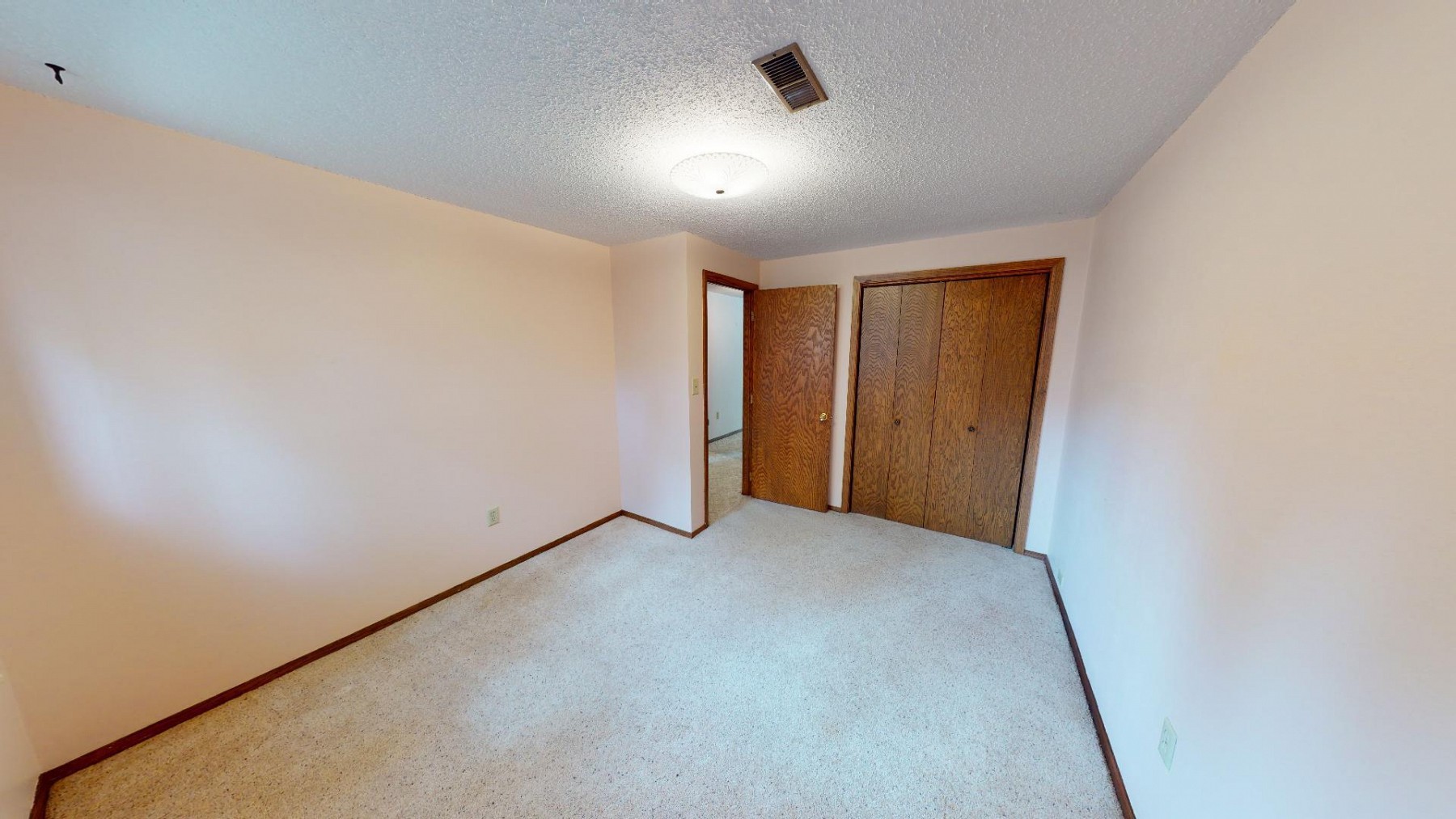 1617 Mockingbird Lane, Brookings, SD 57006