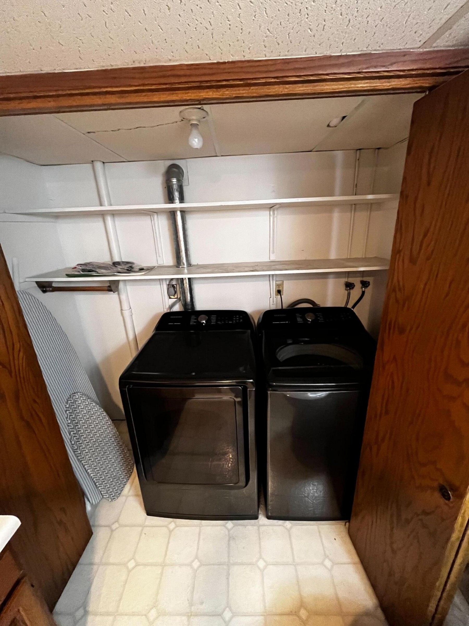 1617 Mockingbird Lane, Brookings, SD 57006