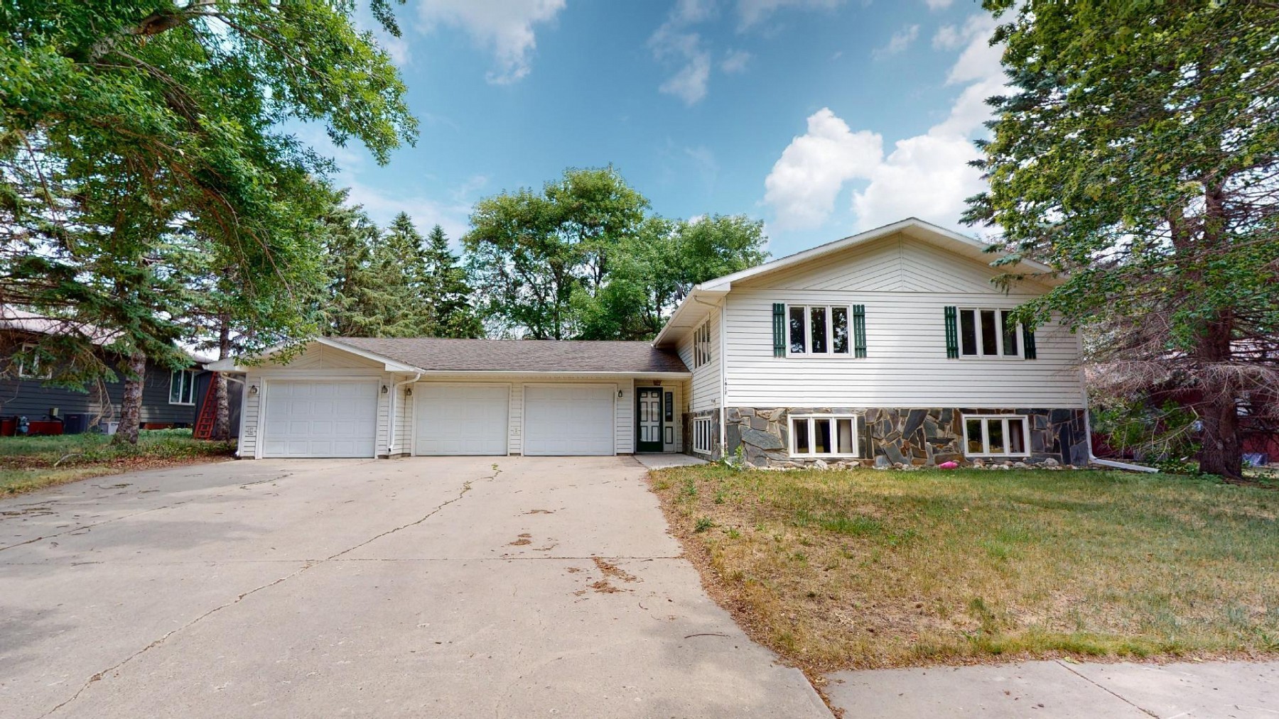 1617 Mockingbird Lane, Brookings, SD 57006