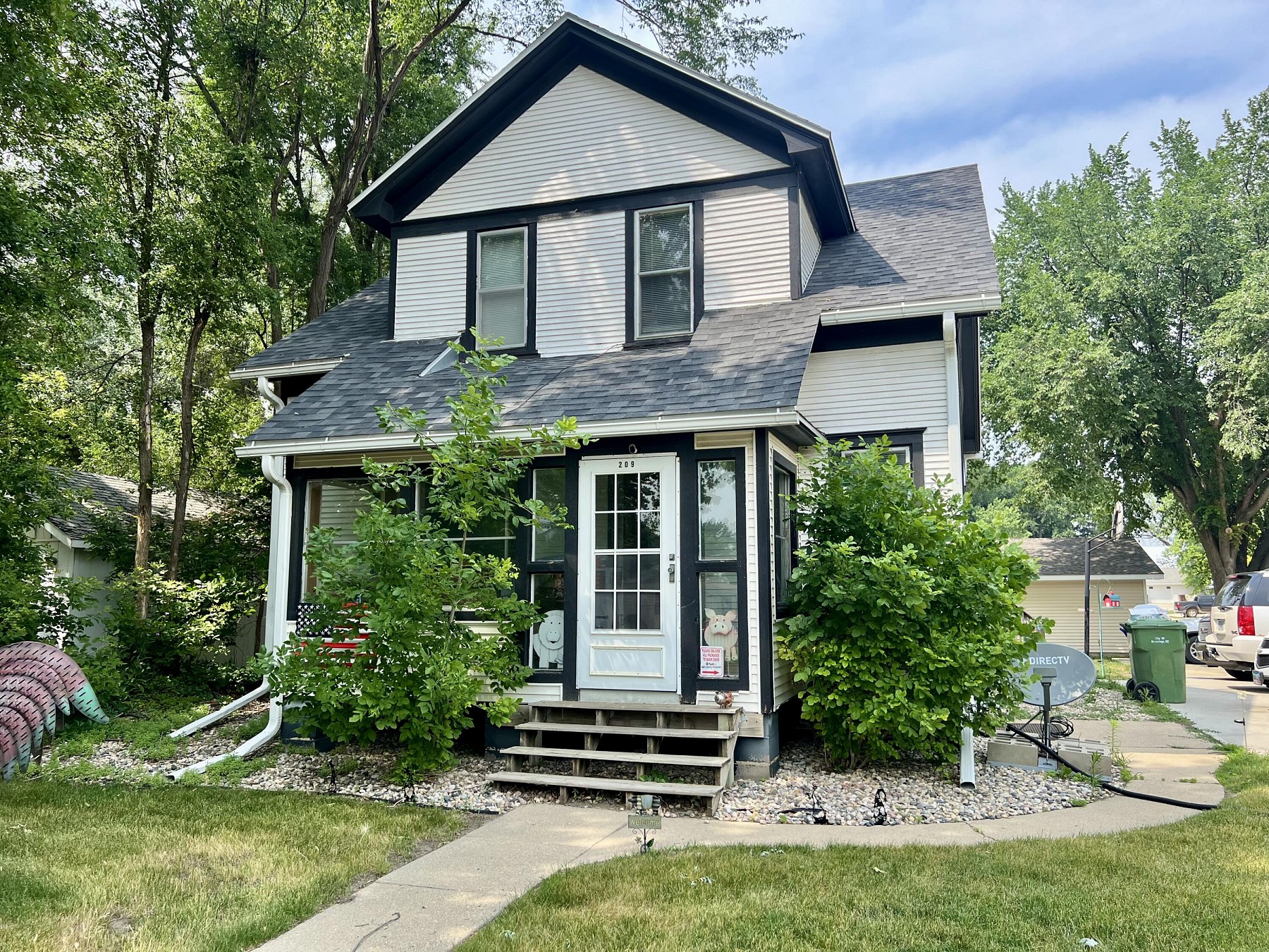 209 2nd Street S, Brookings, SD 57006