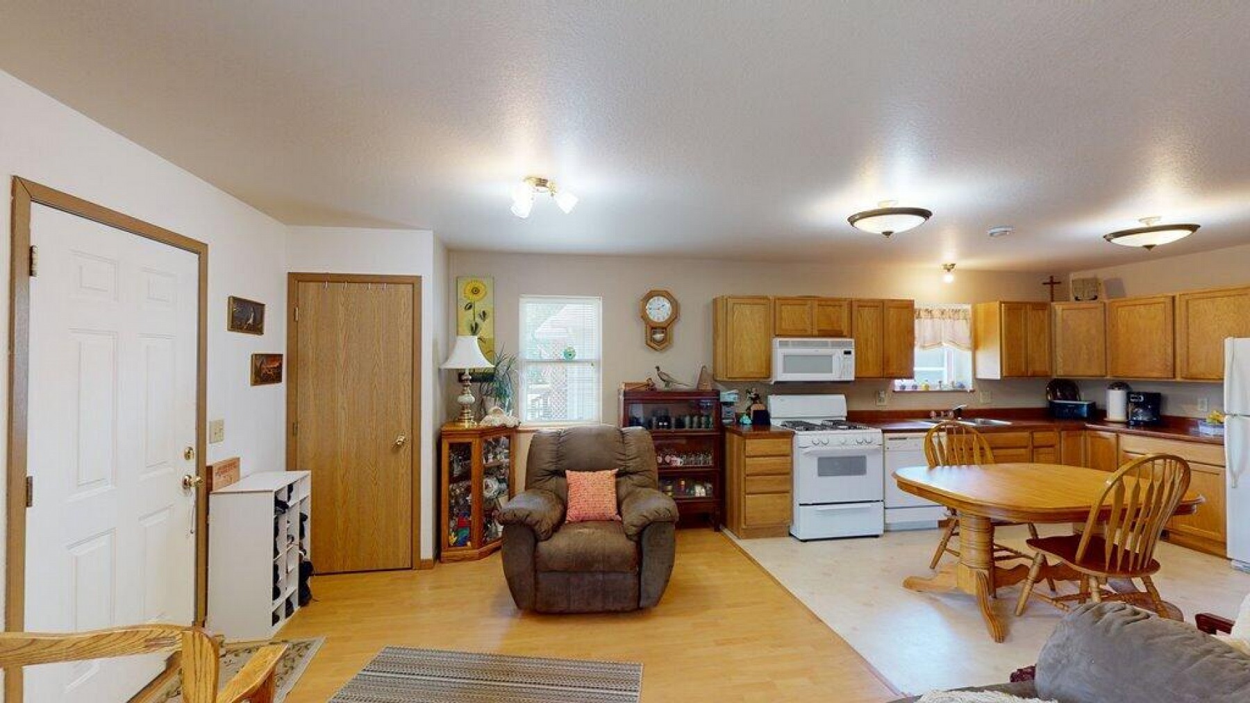 309 Thunder Lane, Brookings, SD 57006