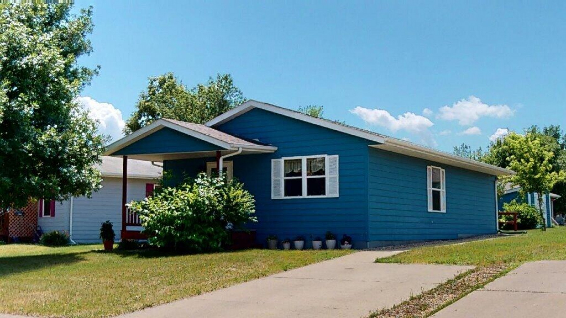 309 Thunder Lane, Brookings, SD 57006