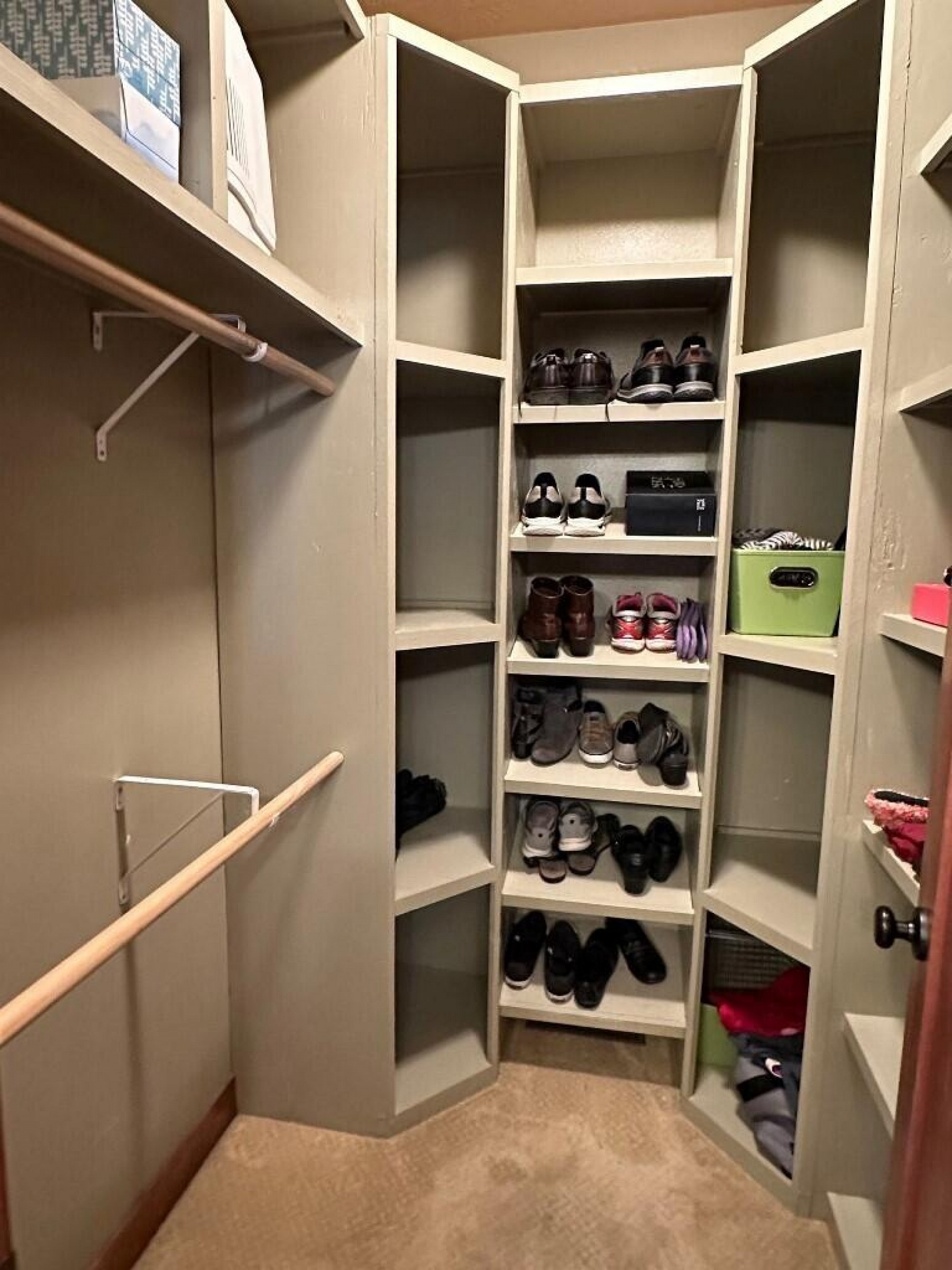 2104 Moriarty Drive, Brookings, SD 57006