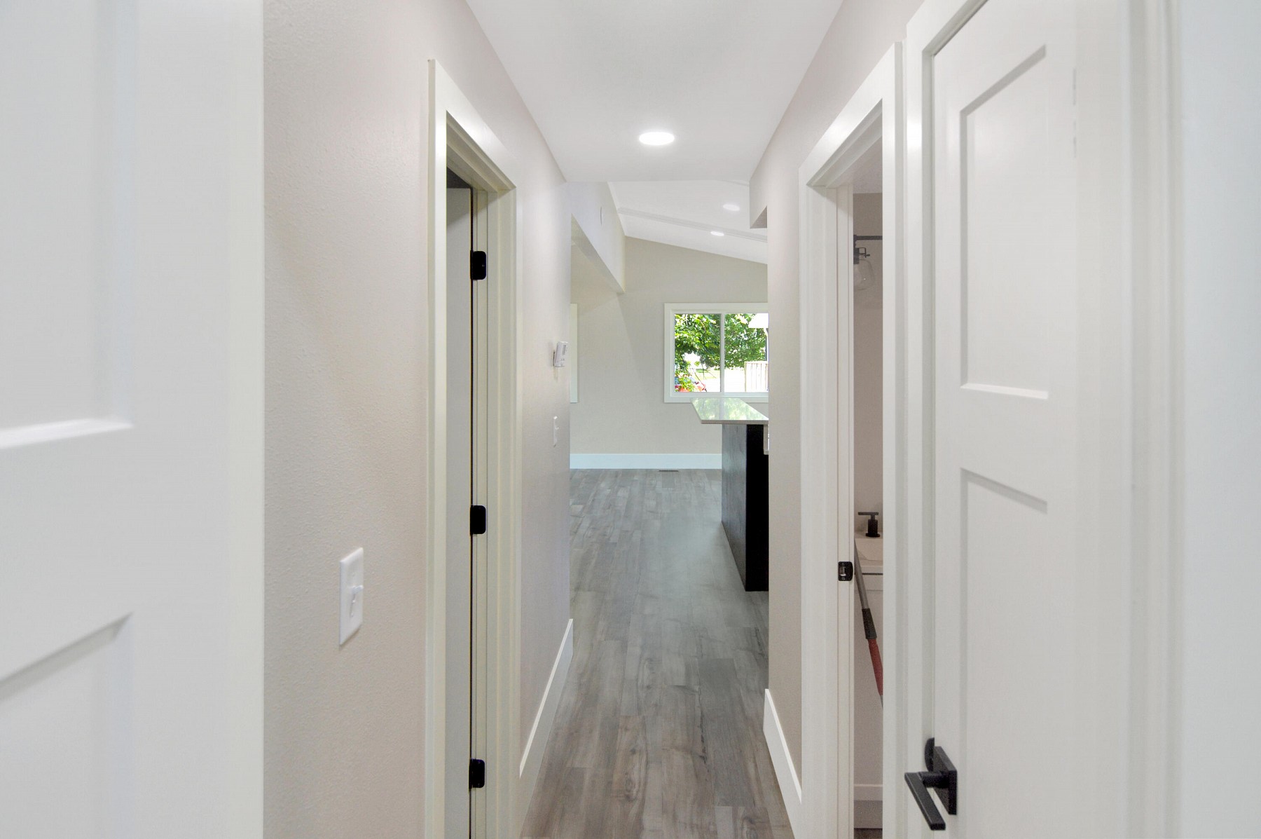 109 Washington Road, Volga, SD 57071