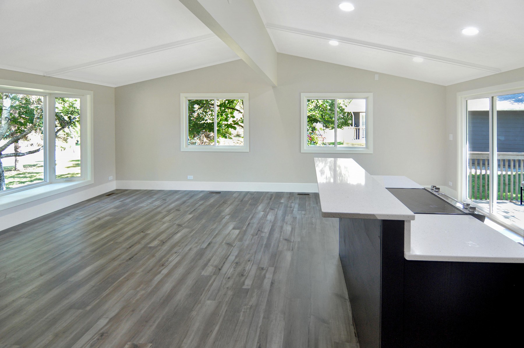 109 Washington Road, Volga, SD 57071