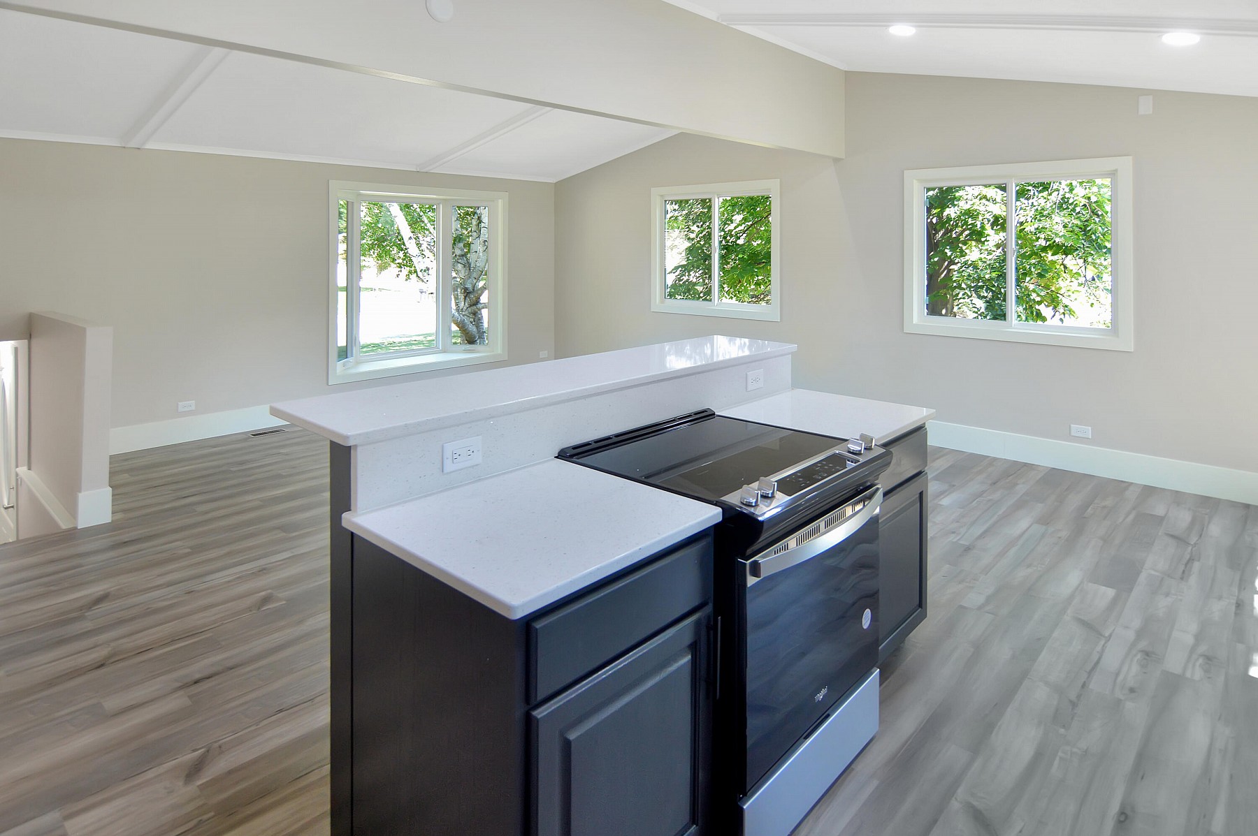 109 Washington Road, Volga, SD 57071