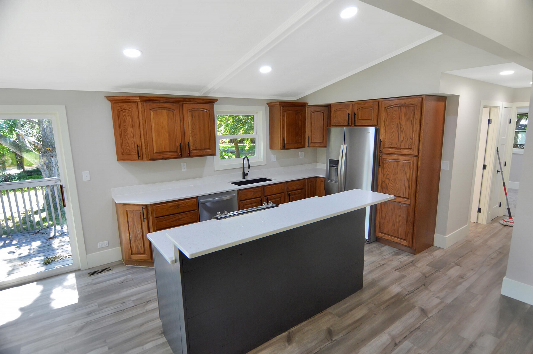 109 Washington Road, Volga, SD 57071