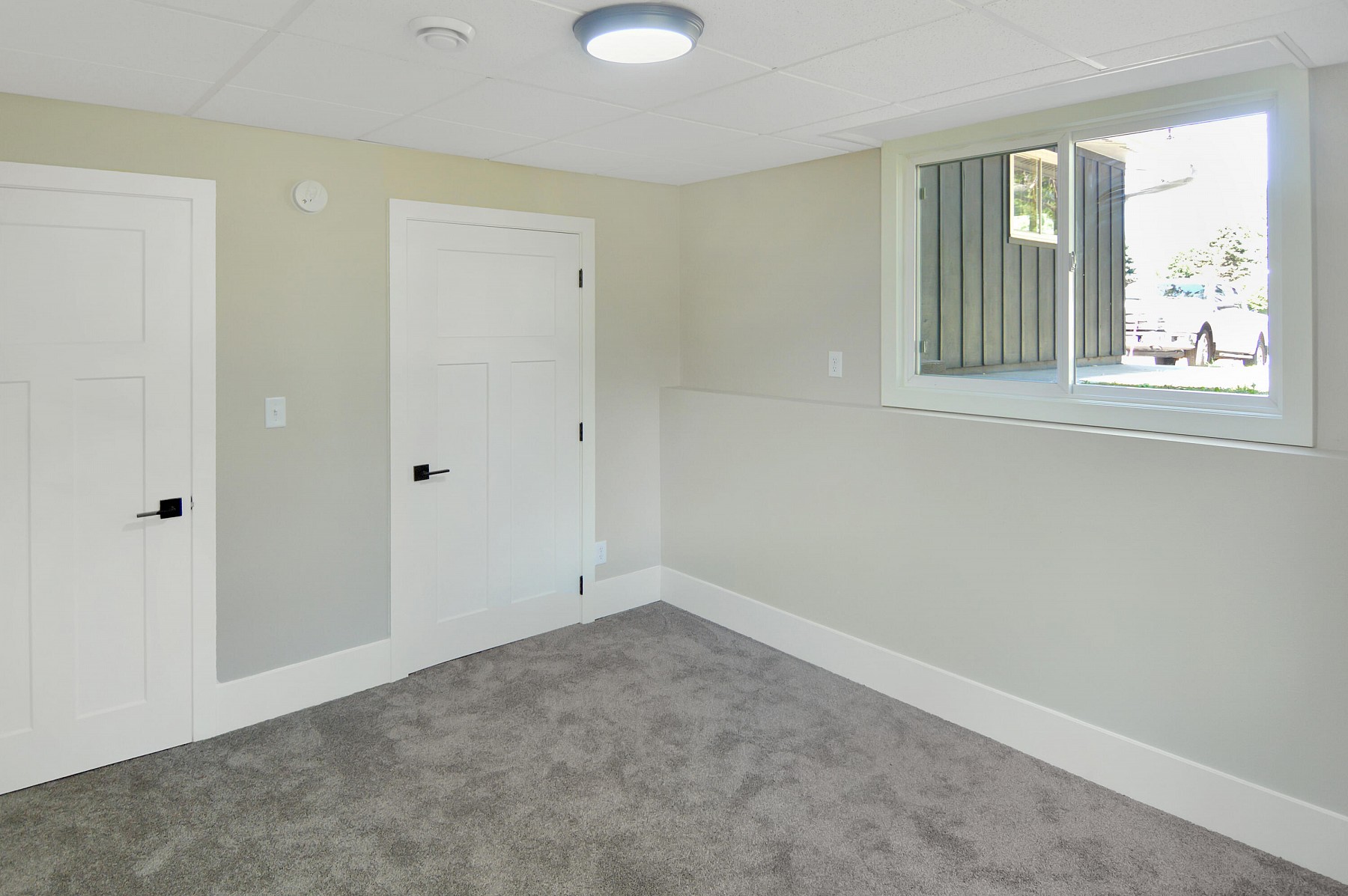 109 Washington Road, Volga, SD 57071