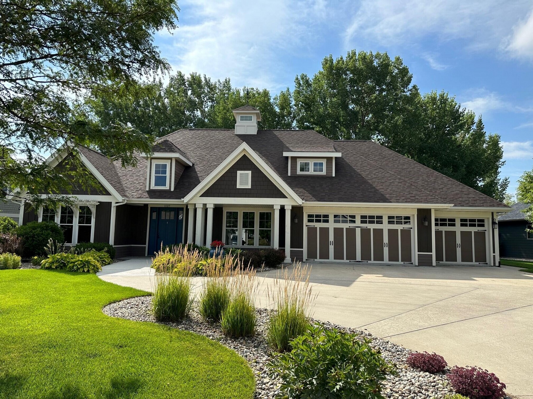 1127 Indian Hills Road, Brookings, SD 57006