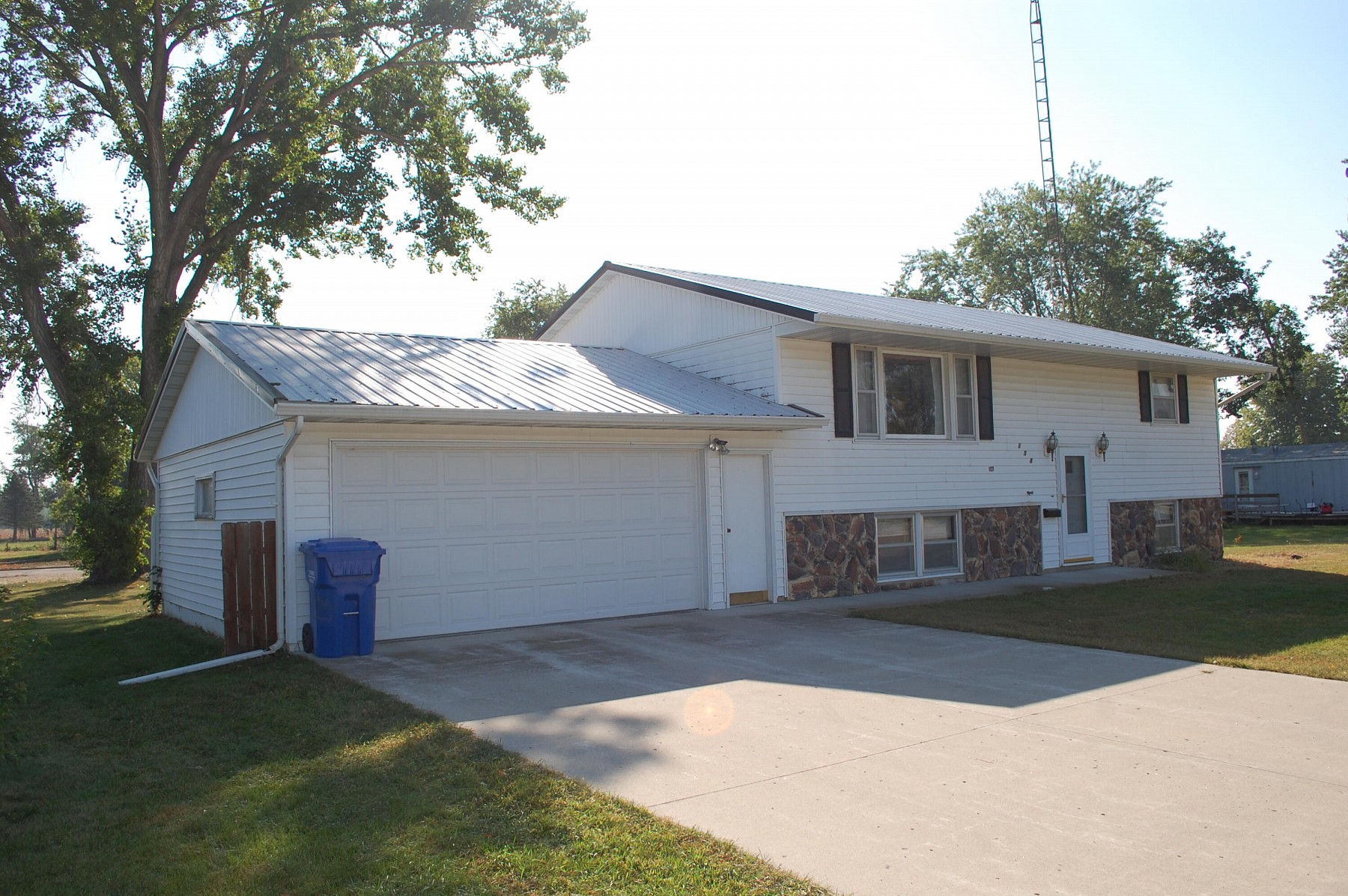 108 7th Street S, Estelline, SD 57234