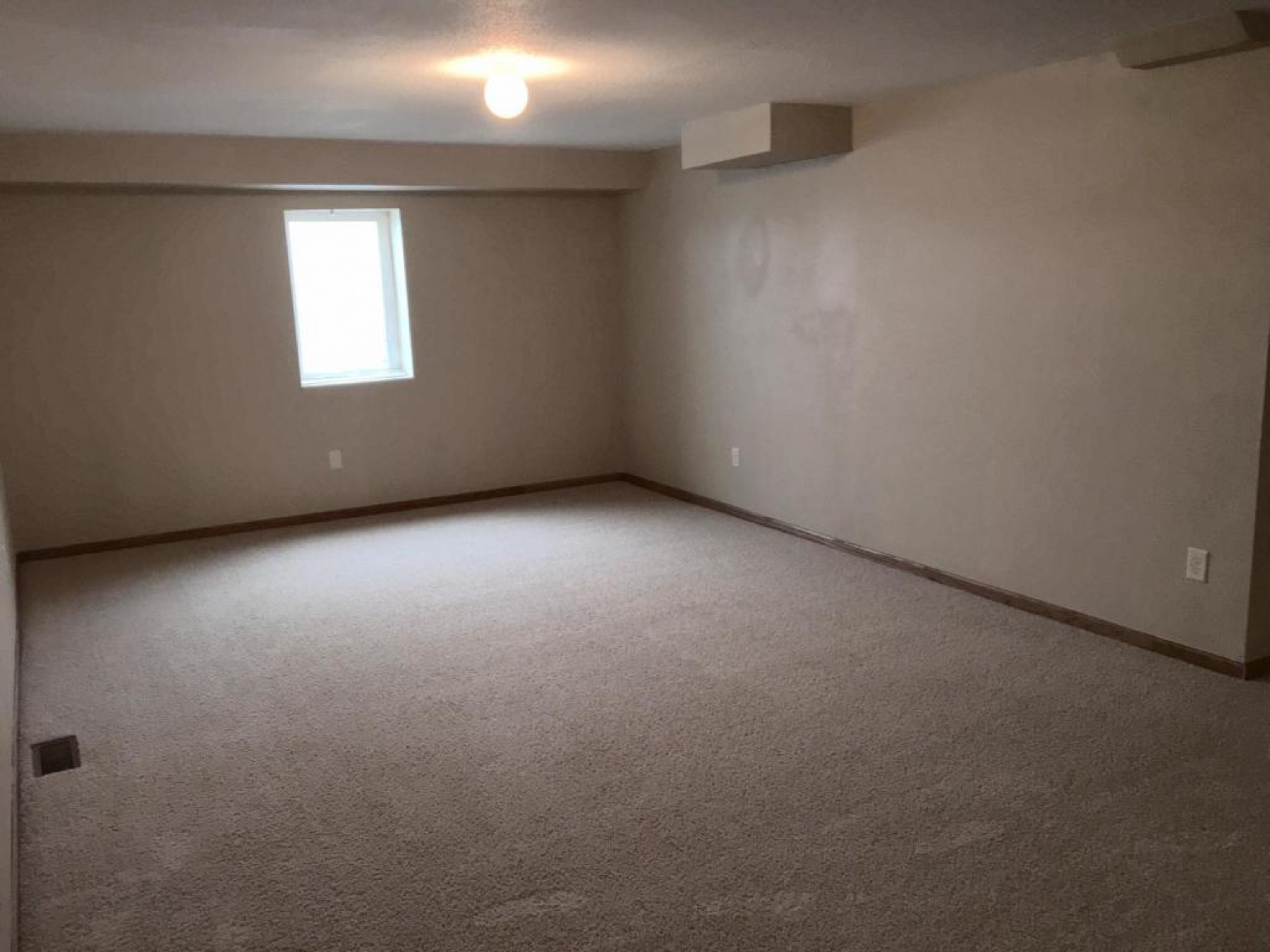 509 5th Street, Elkton, SD 57026