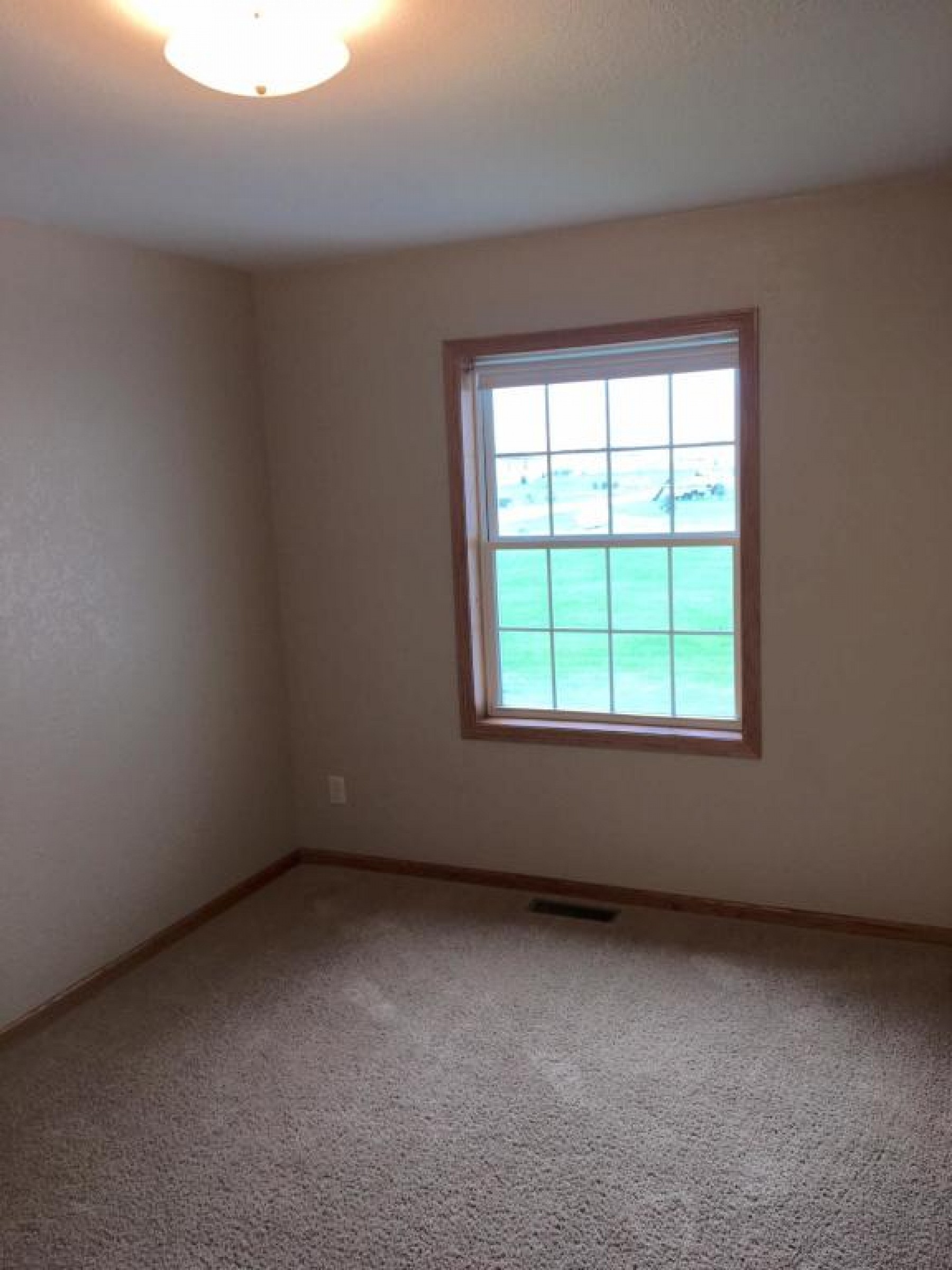 509 5th Street, Elkton, SD 57026