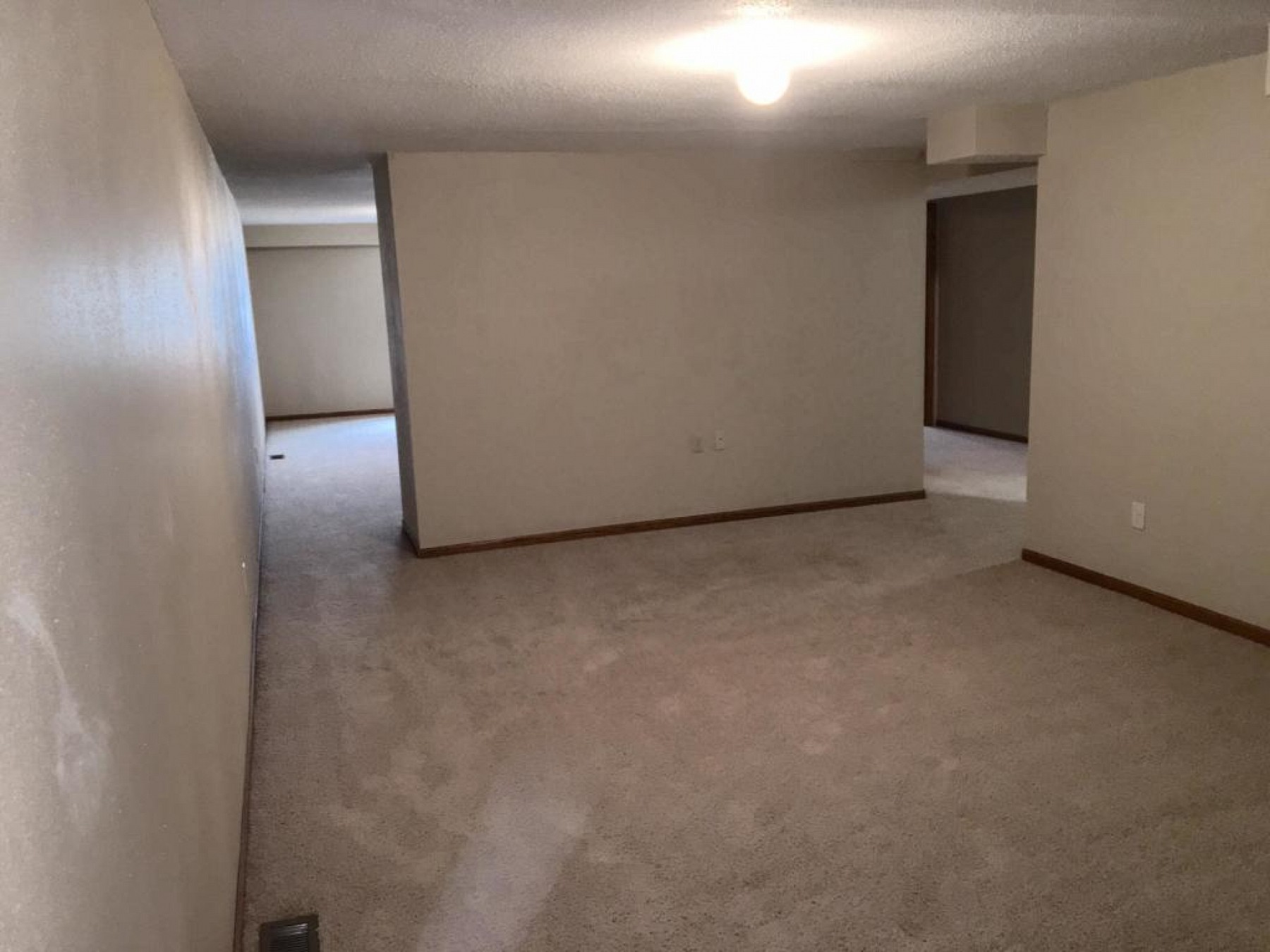 509 5th Street, Elkton, SD 57026