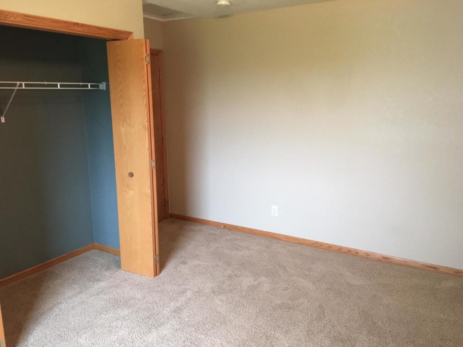 509 5th Street, Elkton, SD 57026