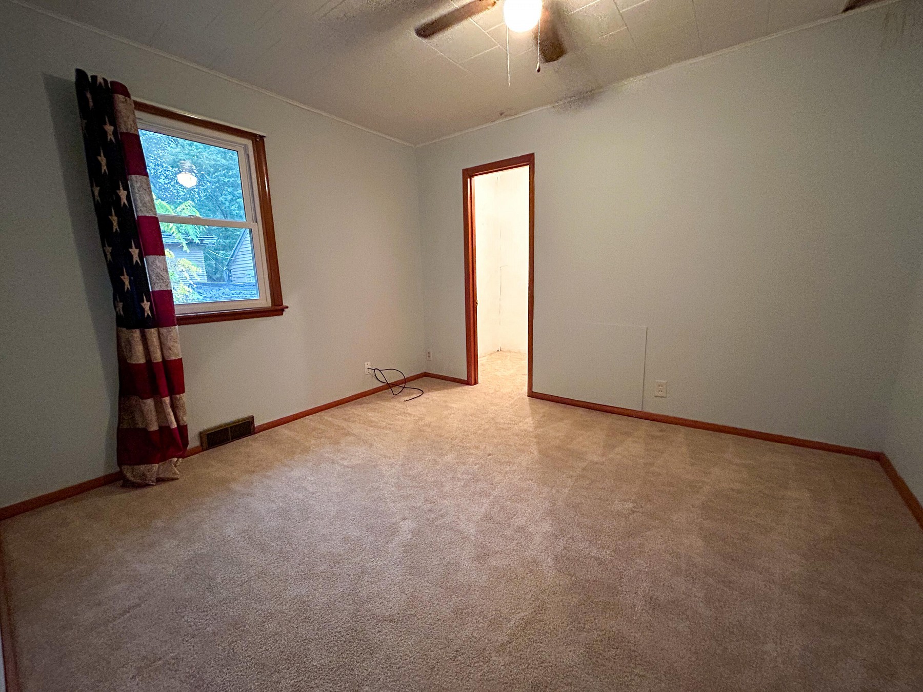 118 4th Street, Volga, SD 57071