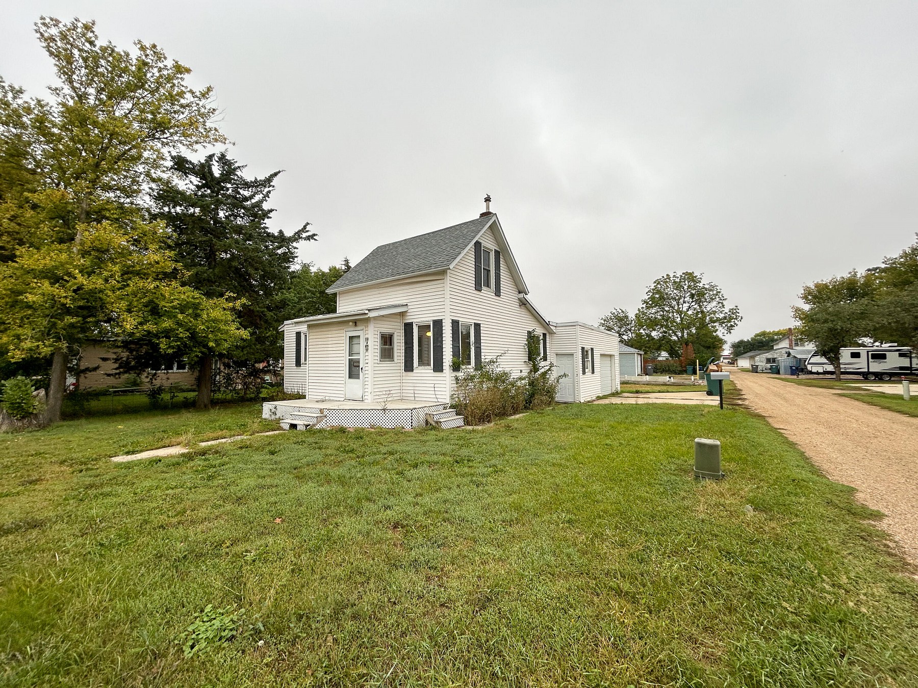 118 4th Street, Volga, SD 57071