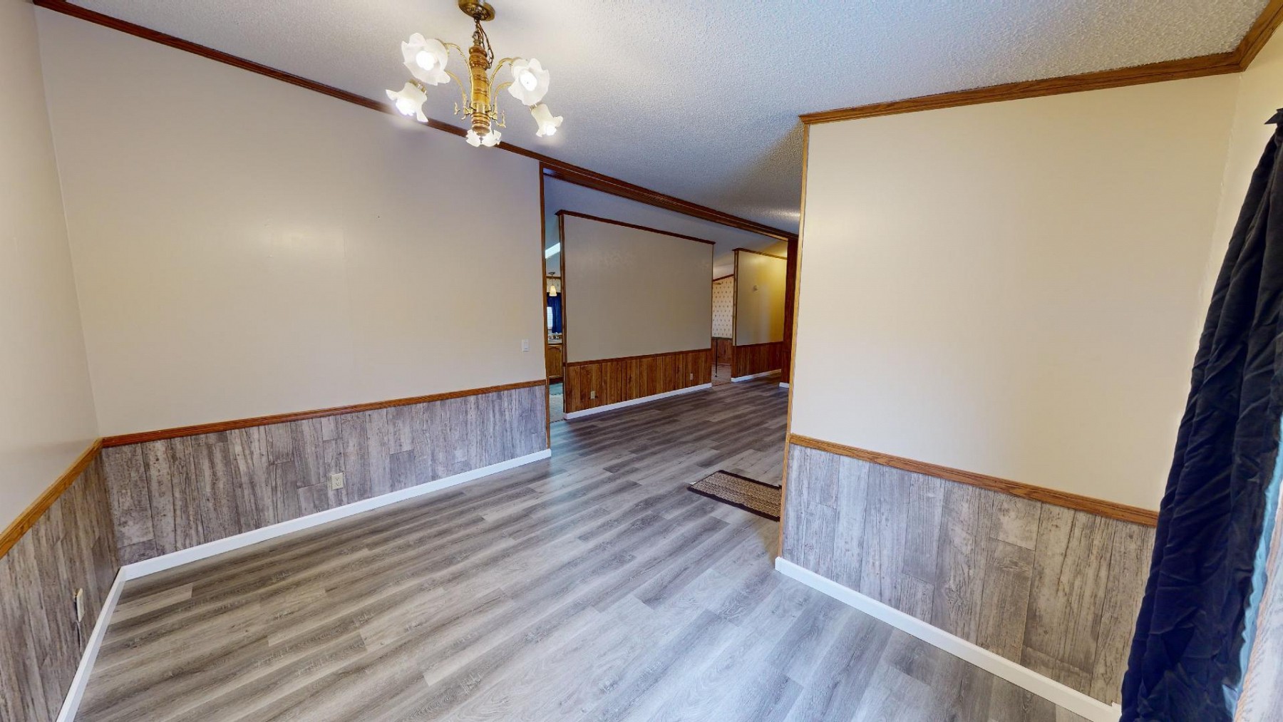 521 12th Street S, Brookings, SD 57006