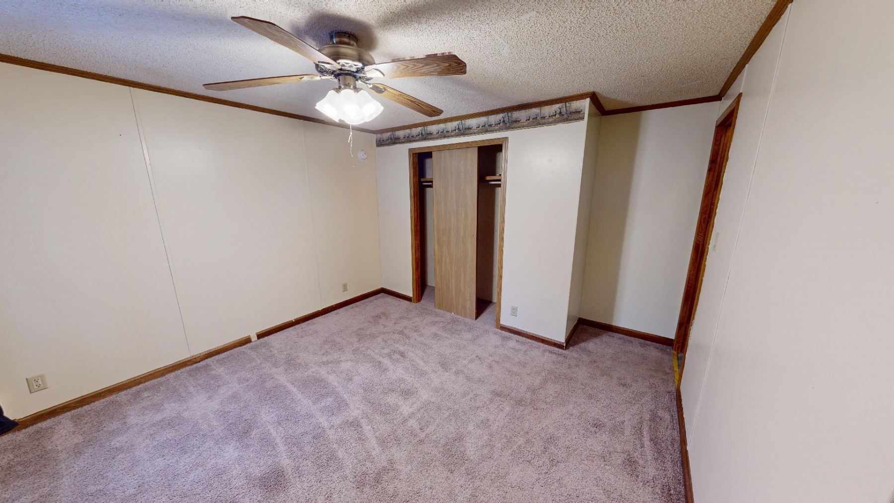 521 12th Street S, Brookings, SD 57006