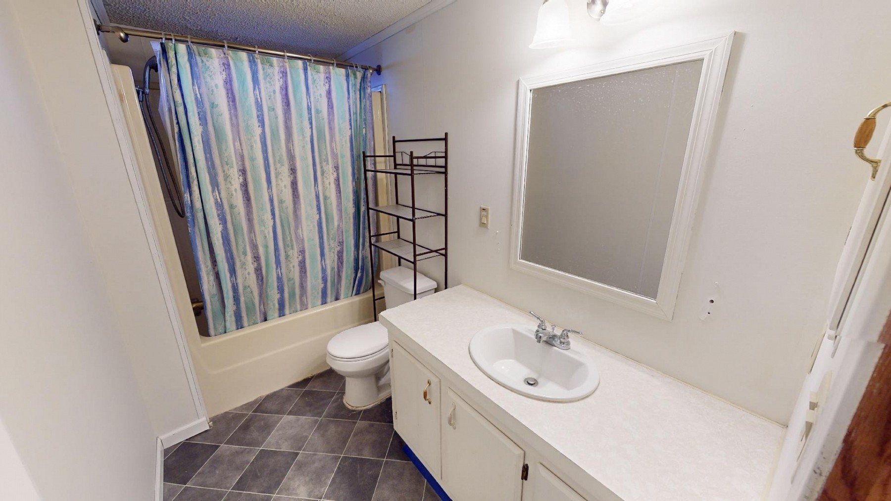 521 12th Street S, Brookings, SD 57006