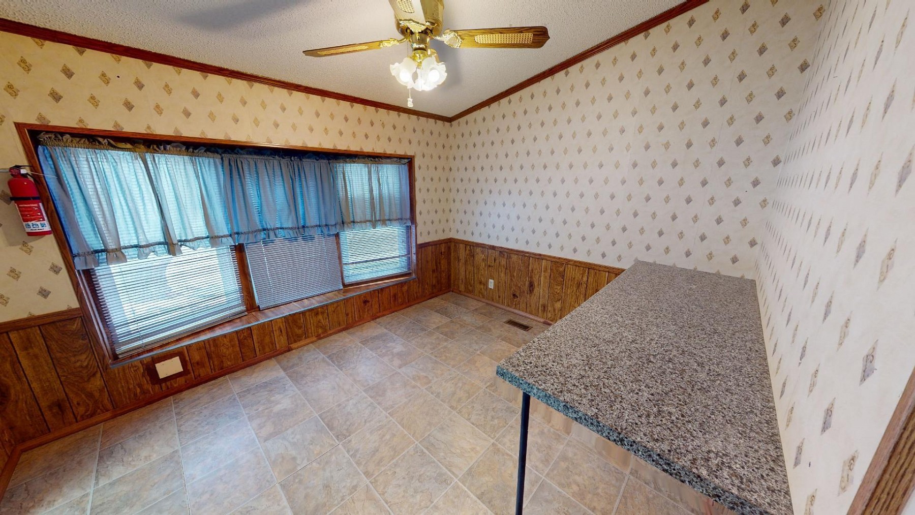 521 12th Street S, Brookings, SD 57006