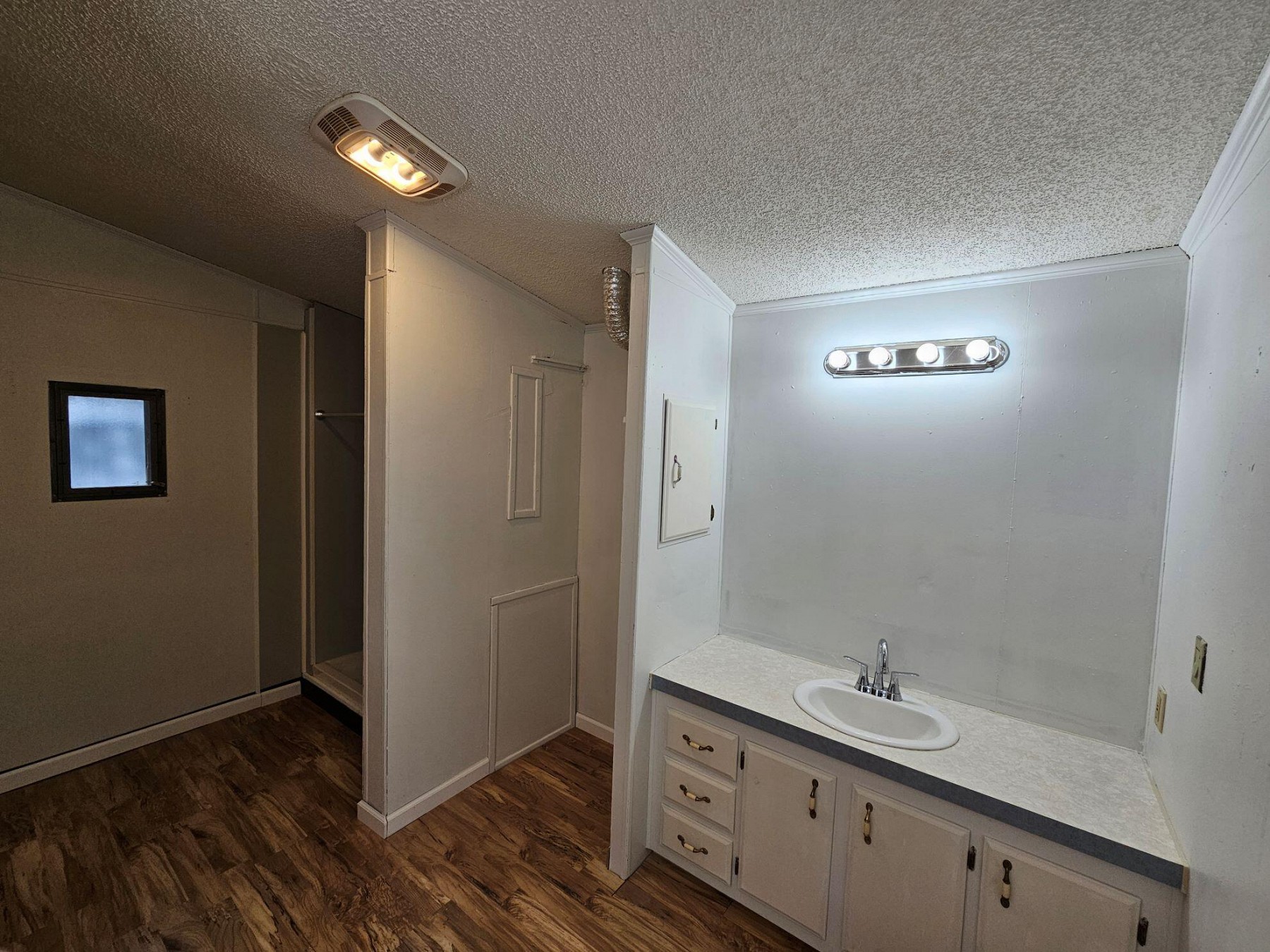 521 12th Street S, Brookings, SD 57006