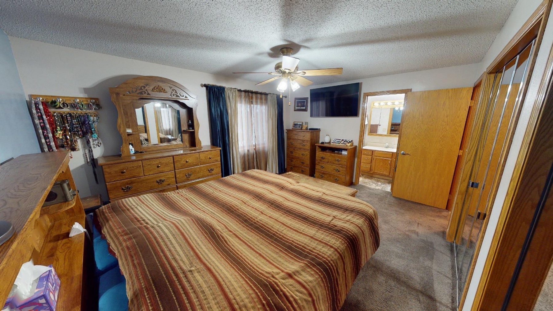 908 Christine Avenue, Brookings, SD 57006