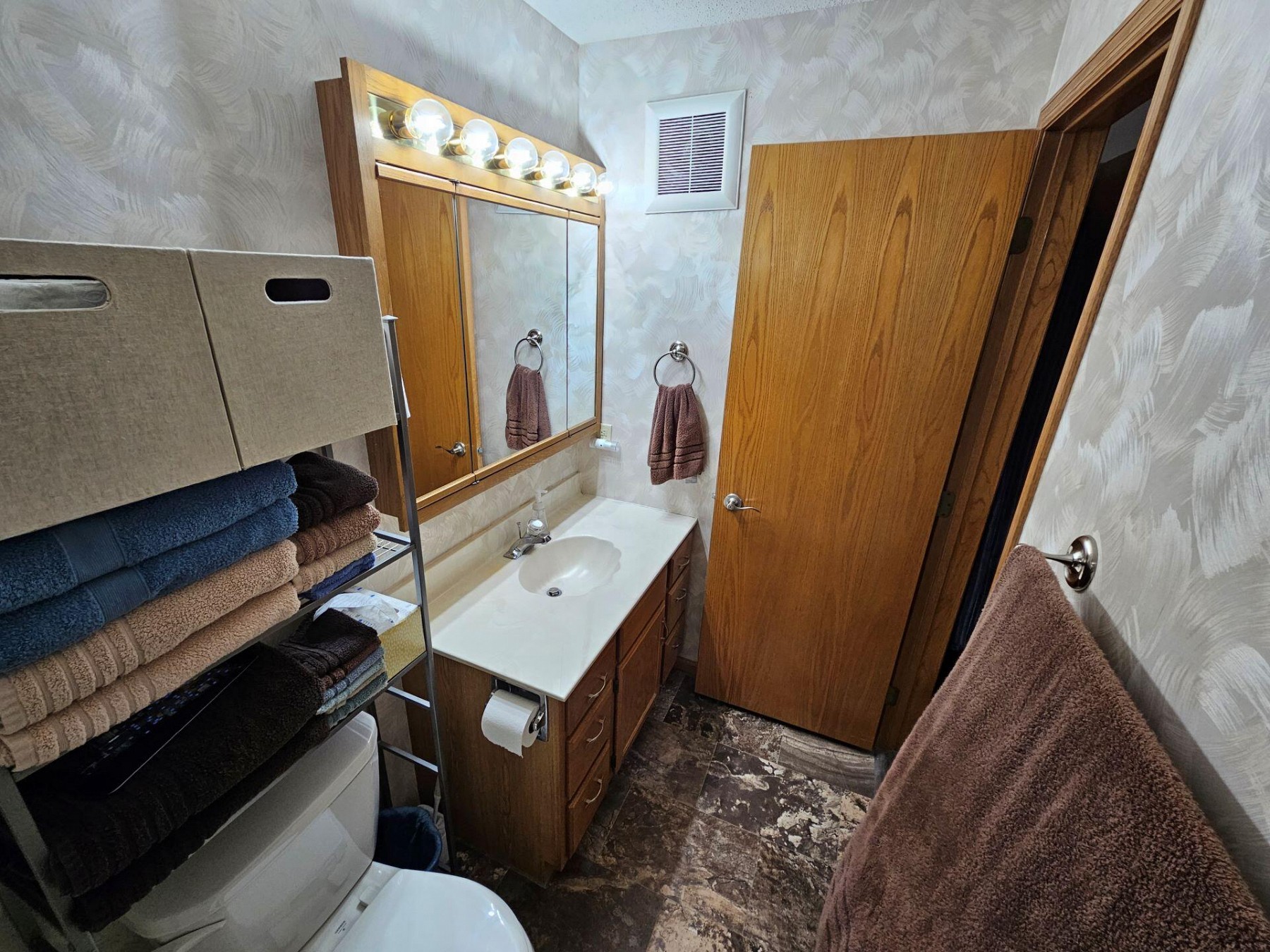 908 Christine Avenue, Brookings, SD 57006