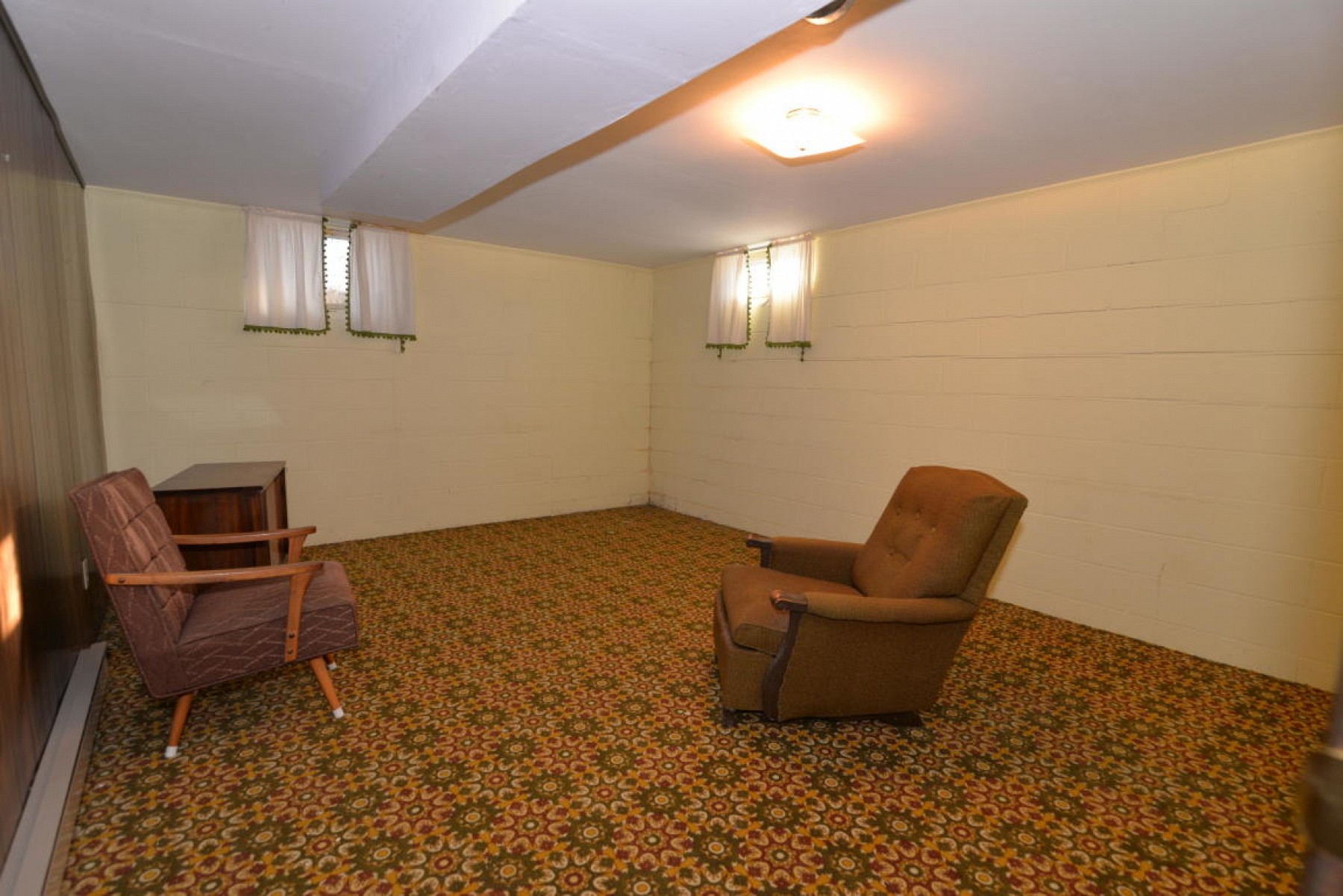 523 Dakota Avenue, Volga, SD 57071