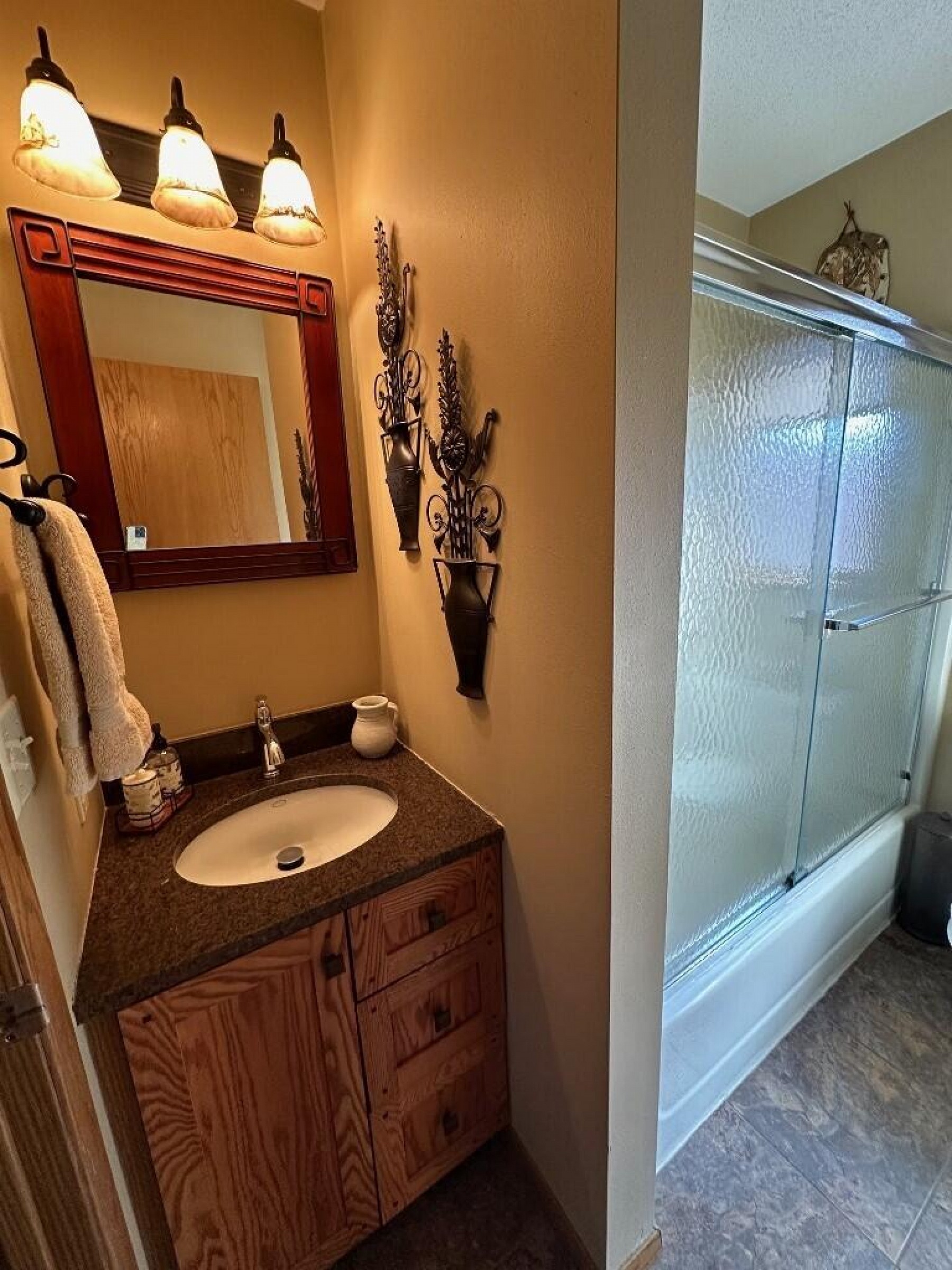 155 Dakota Shores Place, Hendricks, MN 56136