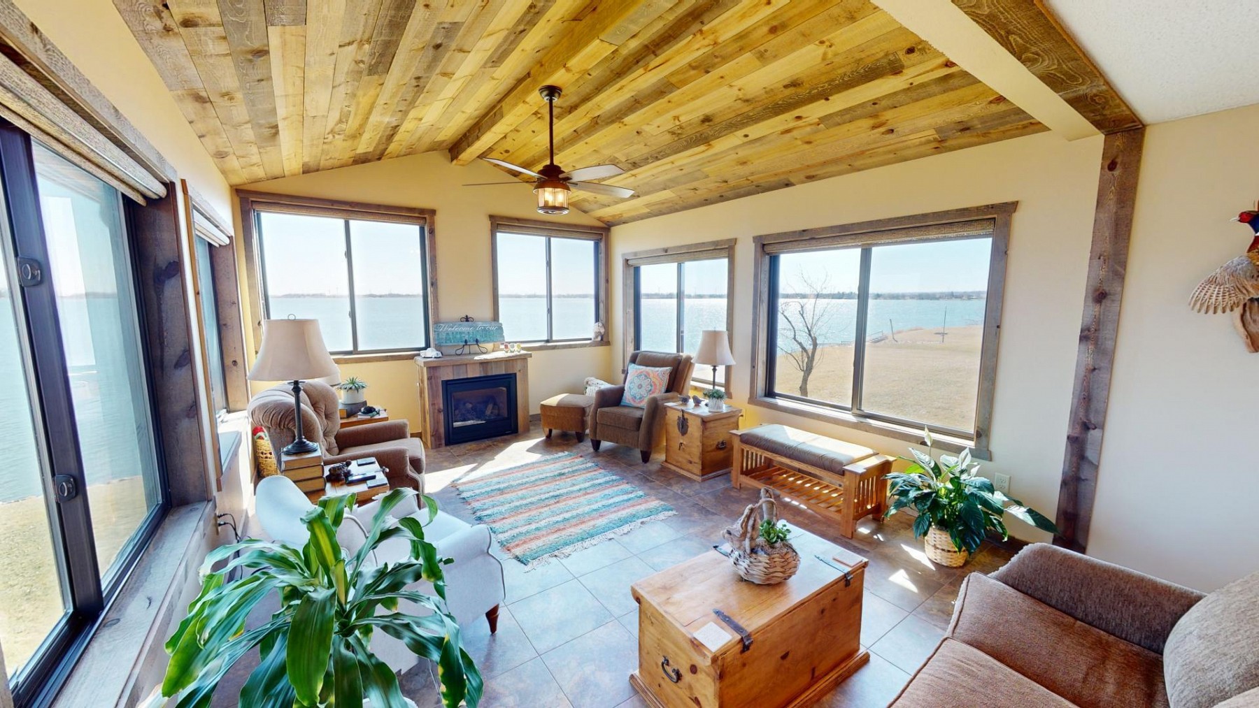 155 Dakota Shores Place, Hendricks, MN 56136