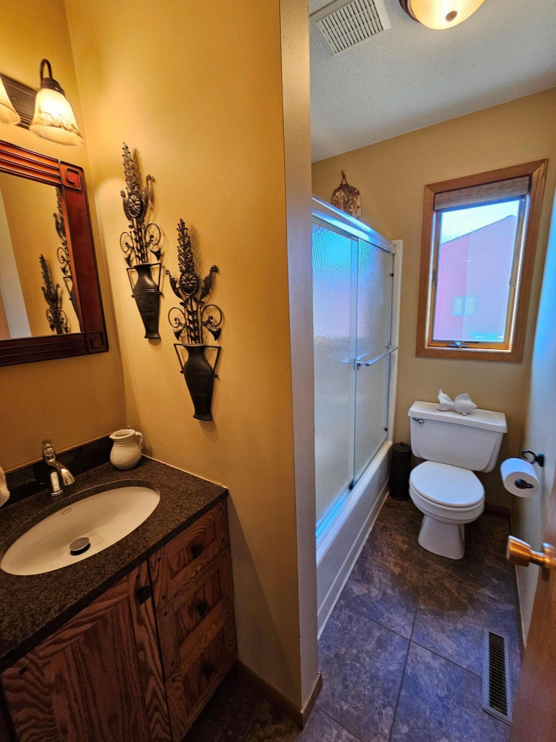 155 Dakota Shores Place, Hendricks, MN 56136