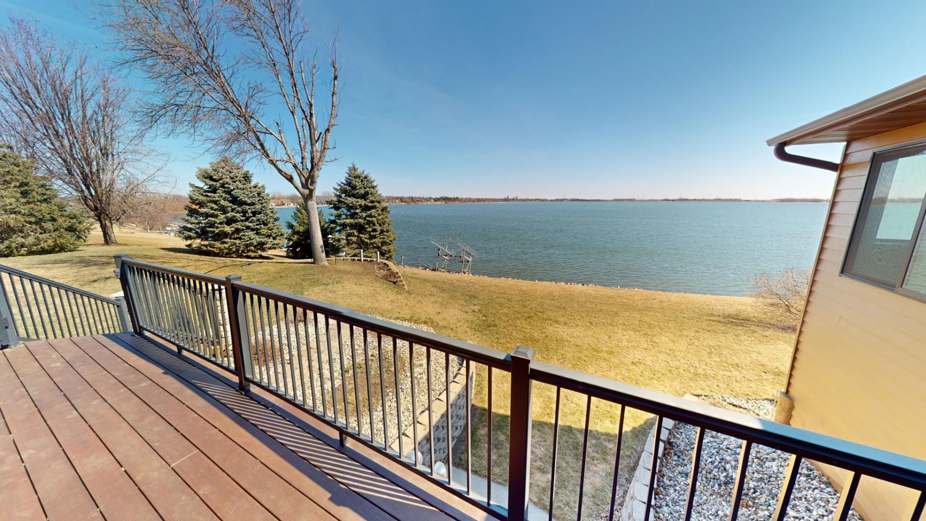 155 Dakota Shores Place, Hendricks, MN 56136