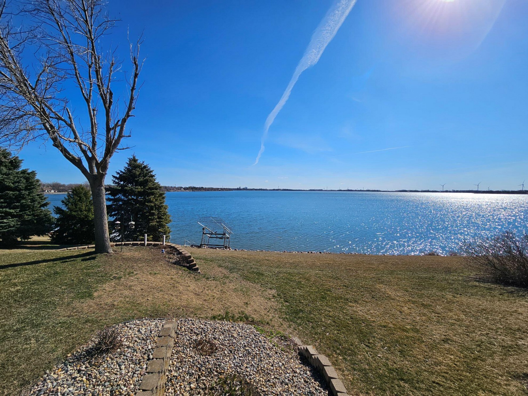 155 Dakota Shores Place, Hendricks, MN 56136