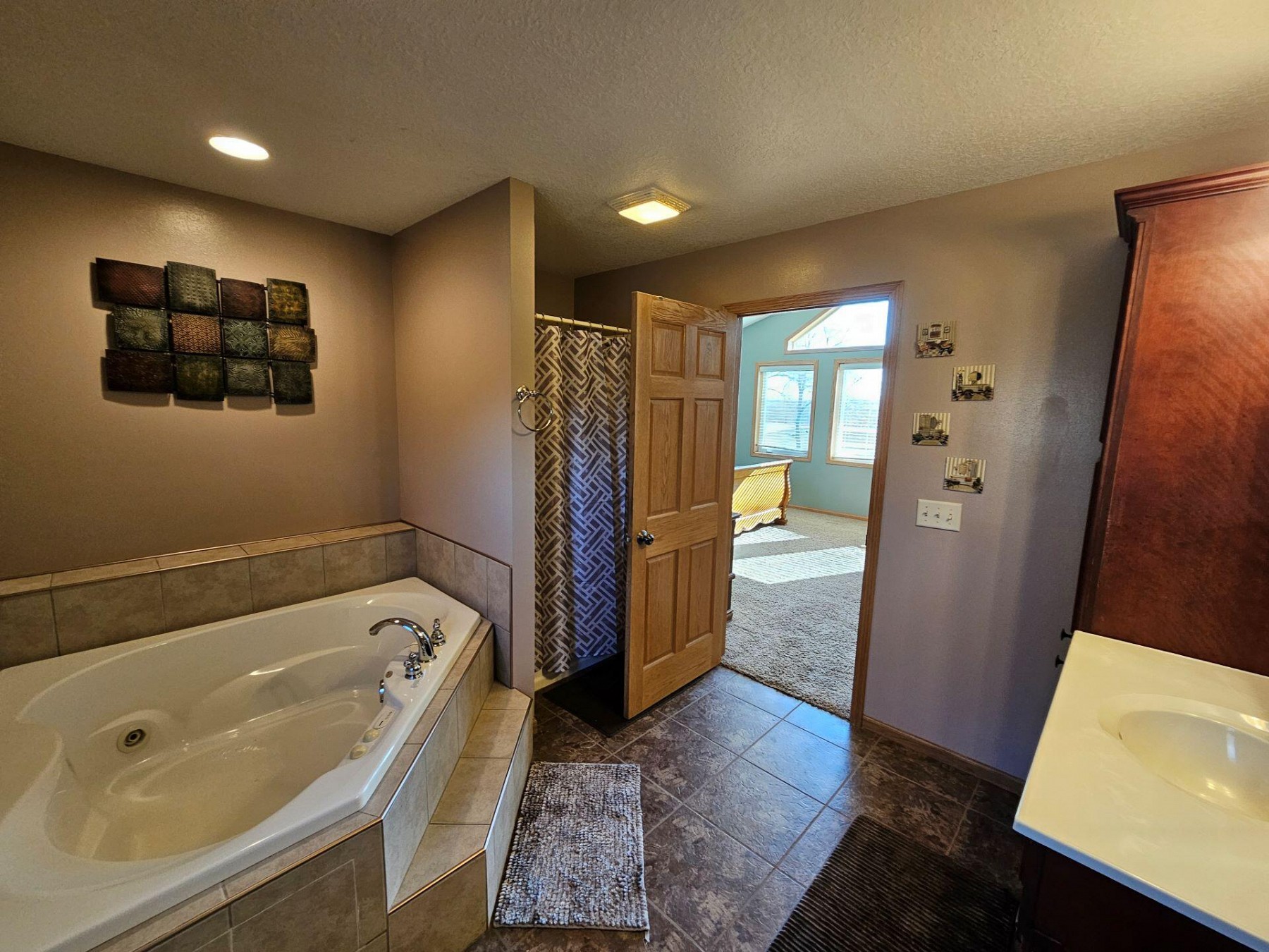 211 58th Avenue, Brookings, SD 57006