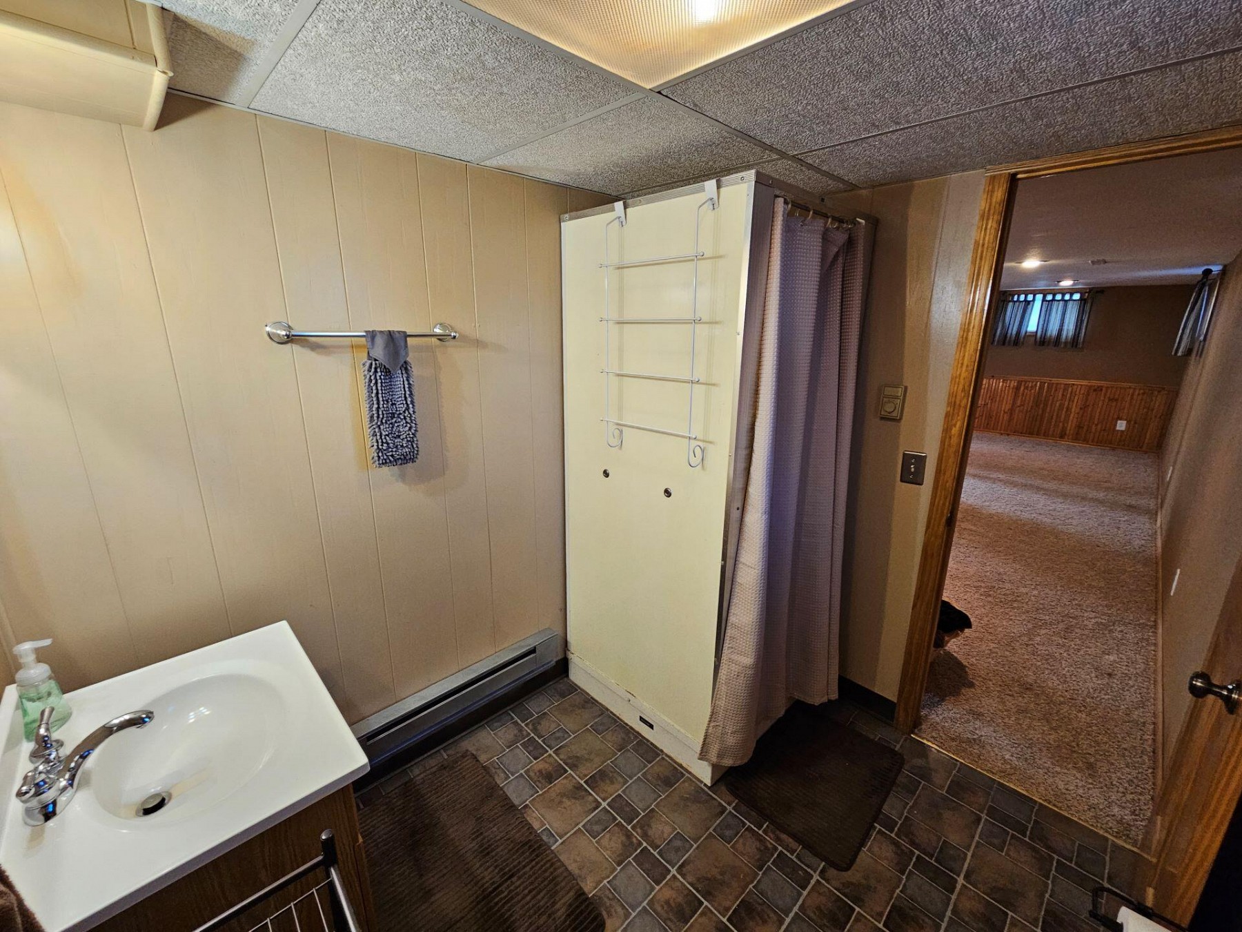 211 58th Avenue, Brookings, SD 57006